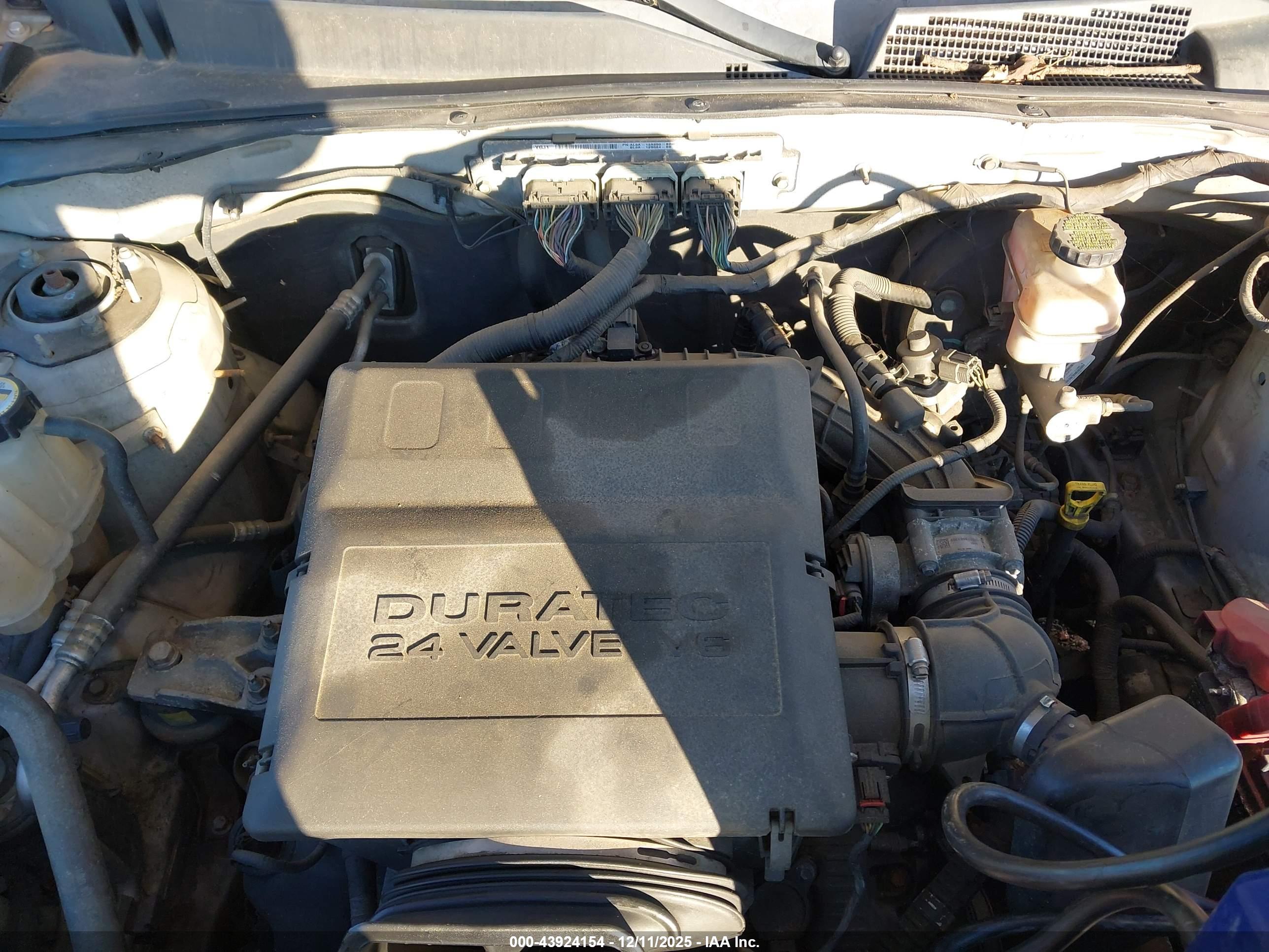 FORD ESCAPE image 10
