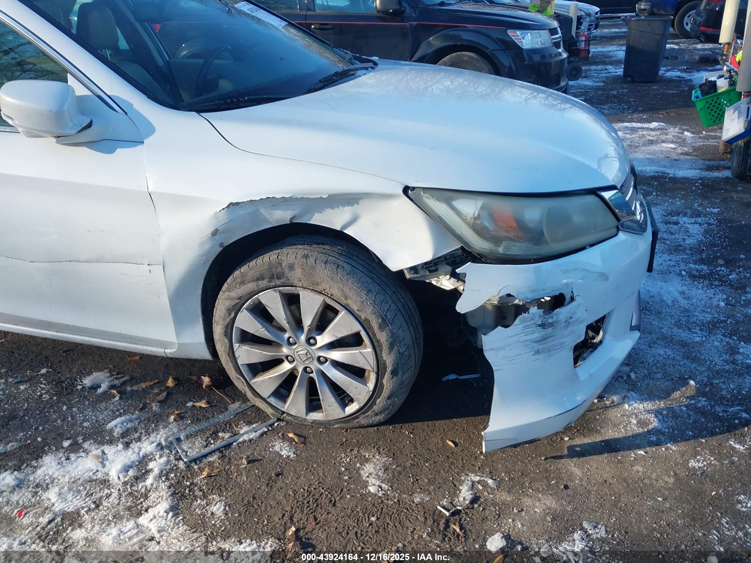 HONDA ACCORD image 6