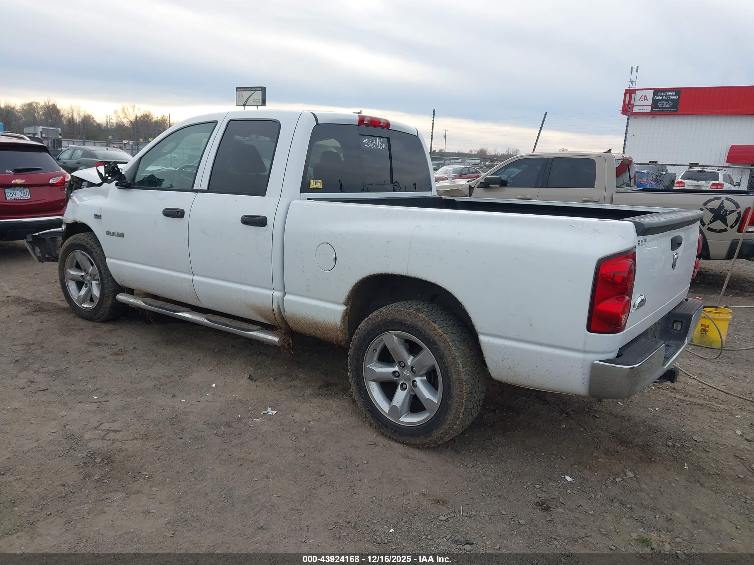 DODGE RAM image 3