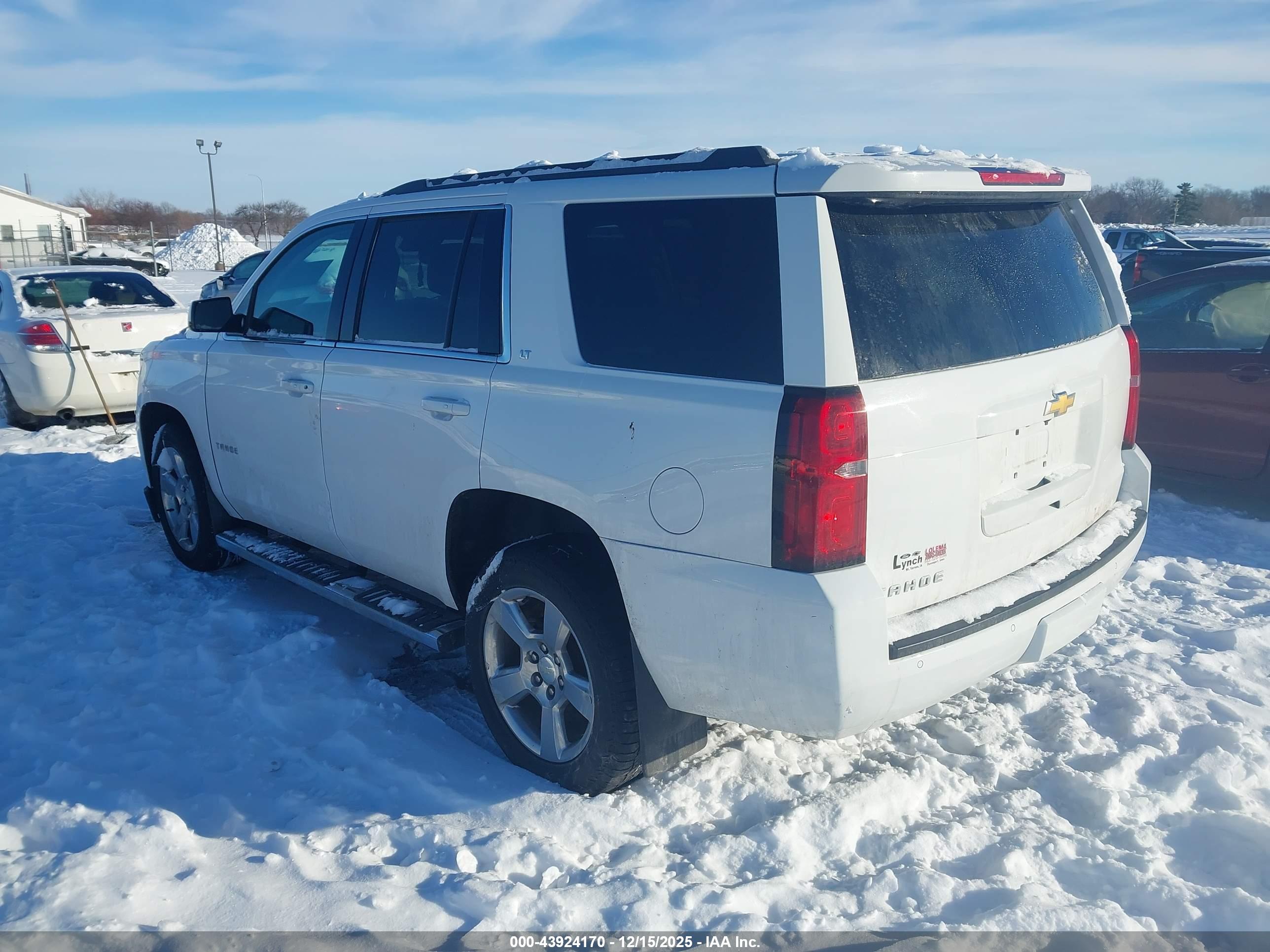 CHEVROLET TAHOE image 3