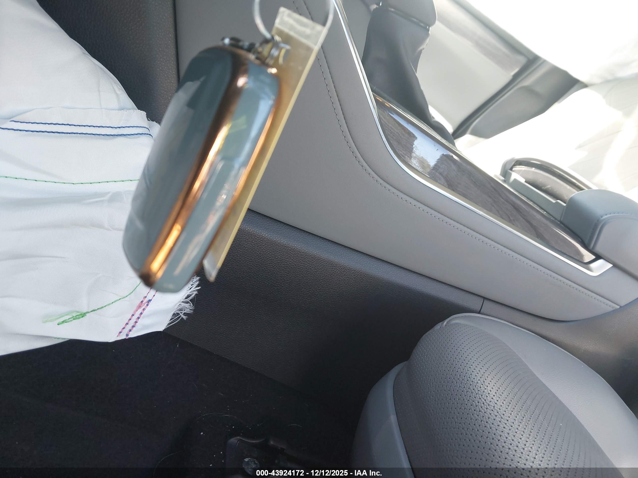 TOYOTA HIGHLANDER image 11