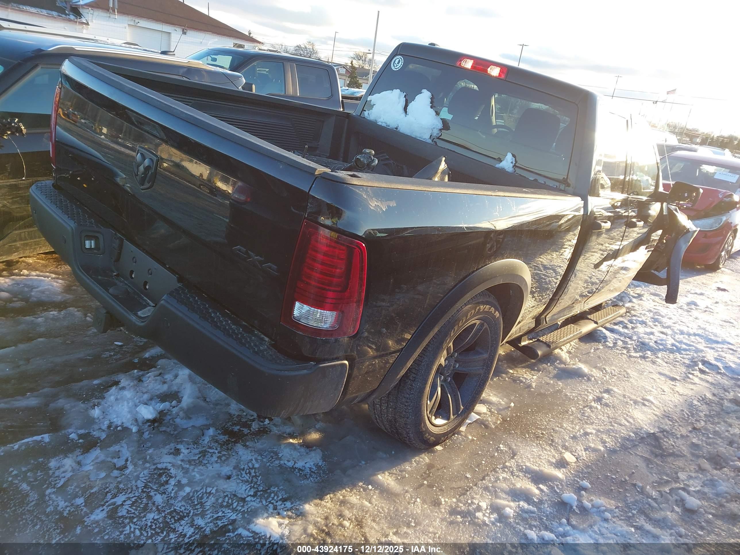 RAM 1500 image 4