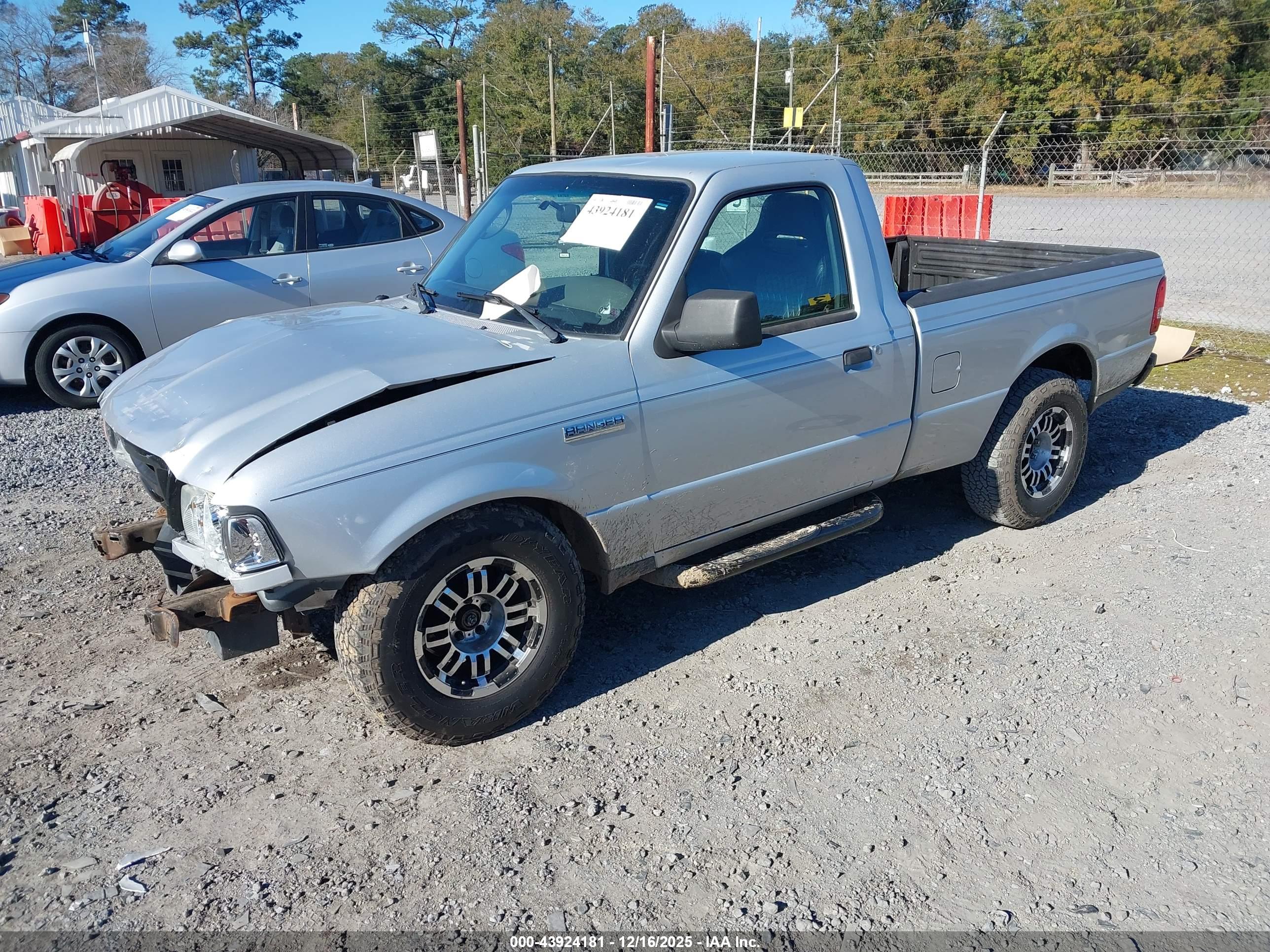 FORD RANGER image 2