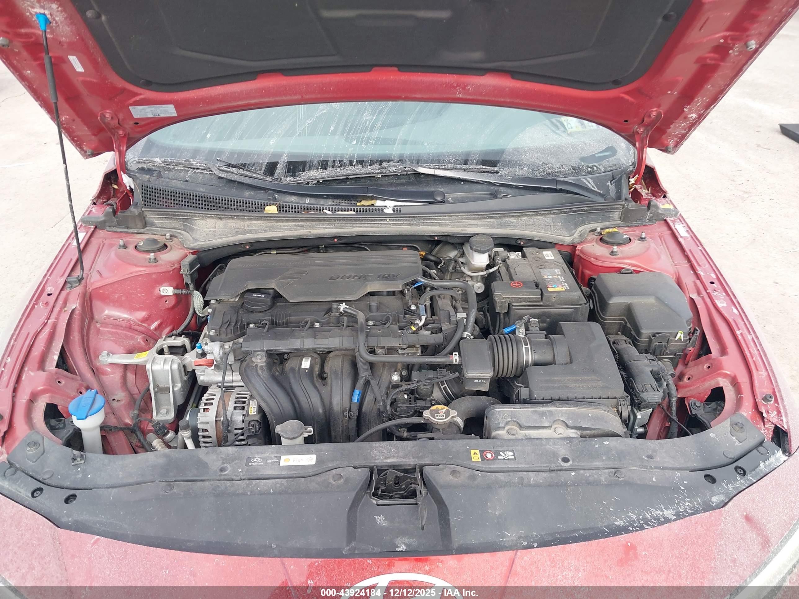 HYUNDAI ELANTRA image 10