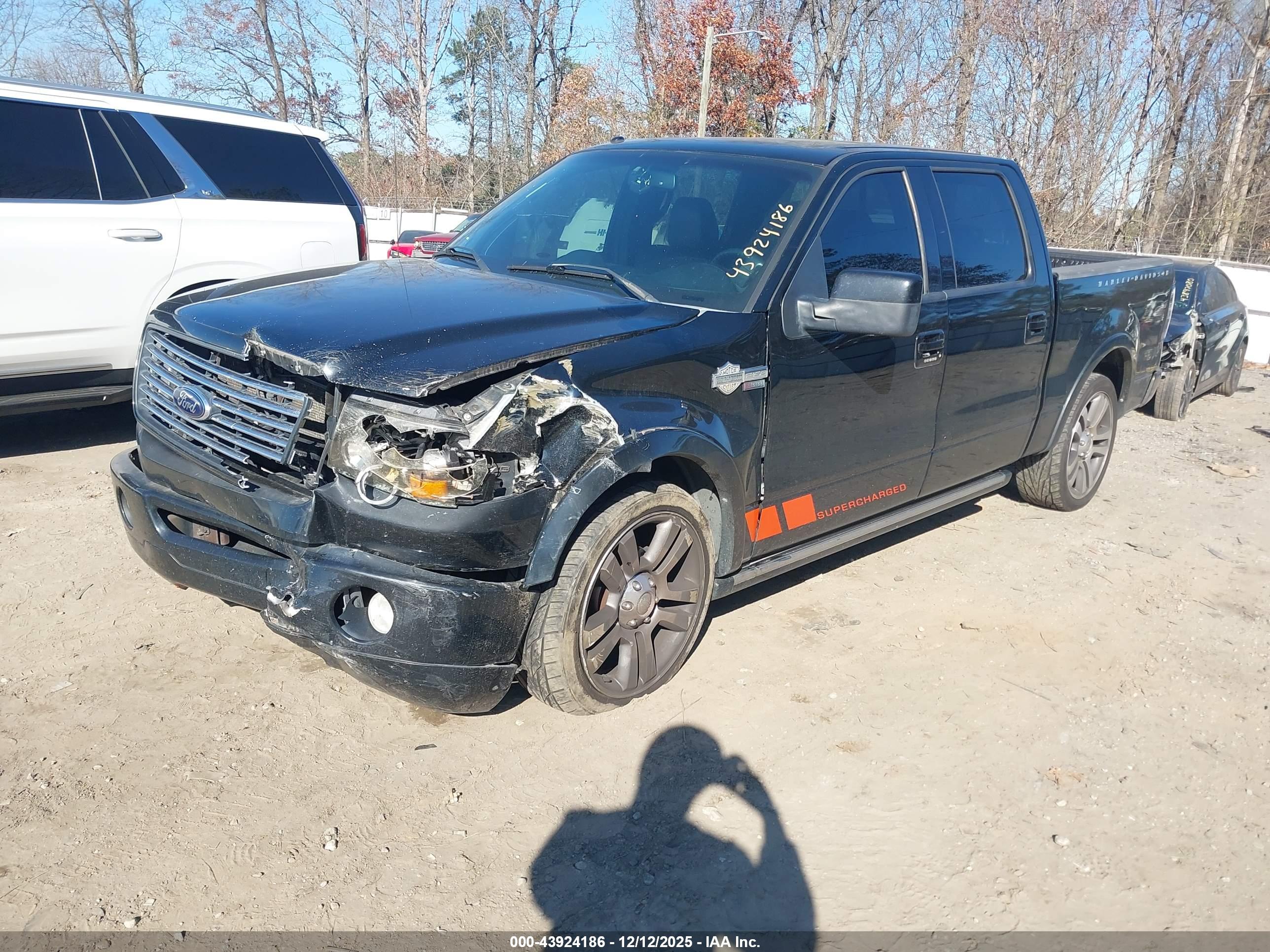 FORD F-150 image 2