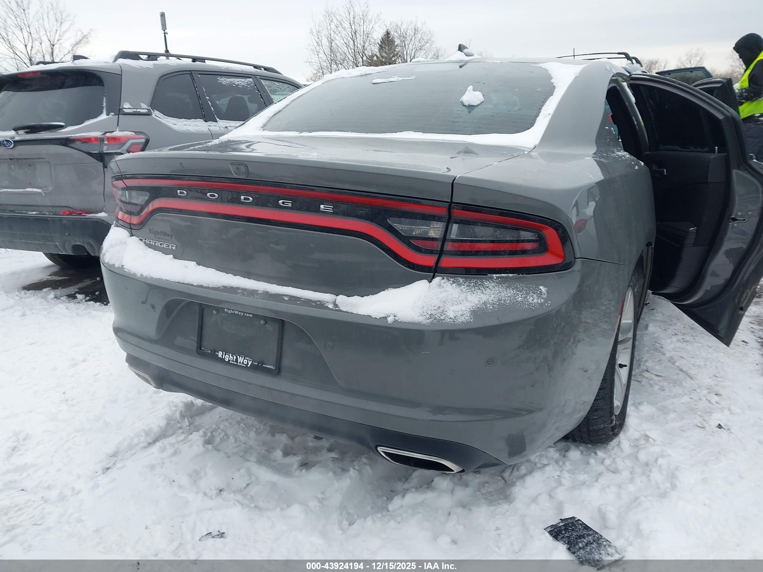 DODGE CHARGER image 4