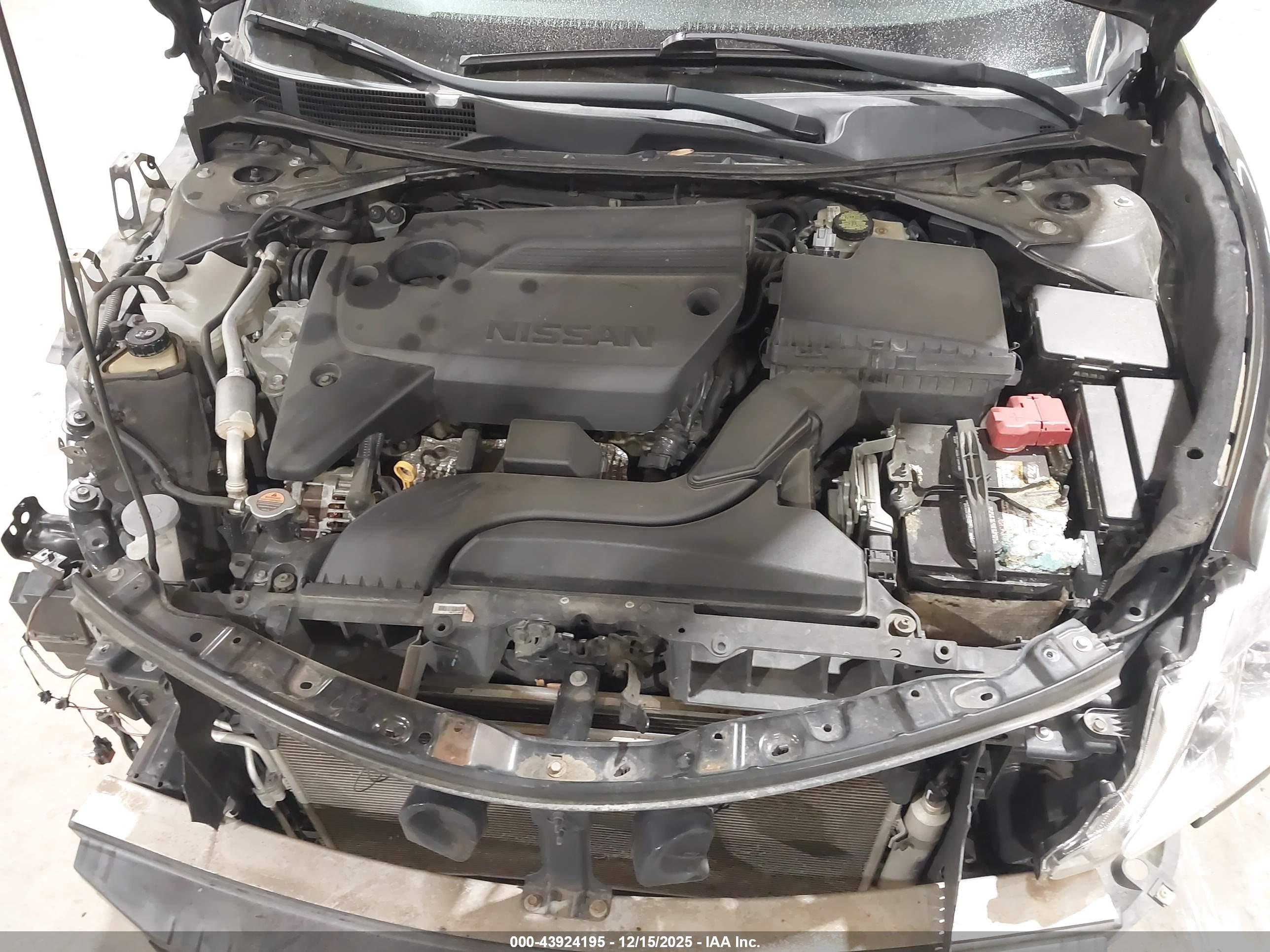 NISSAN ALTIMA image 10