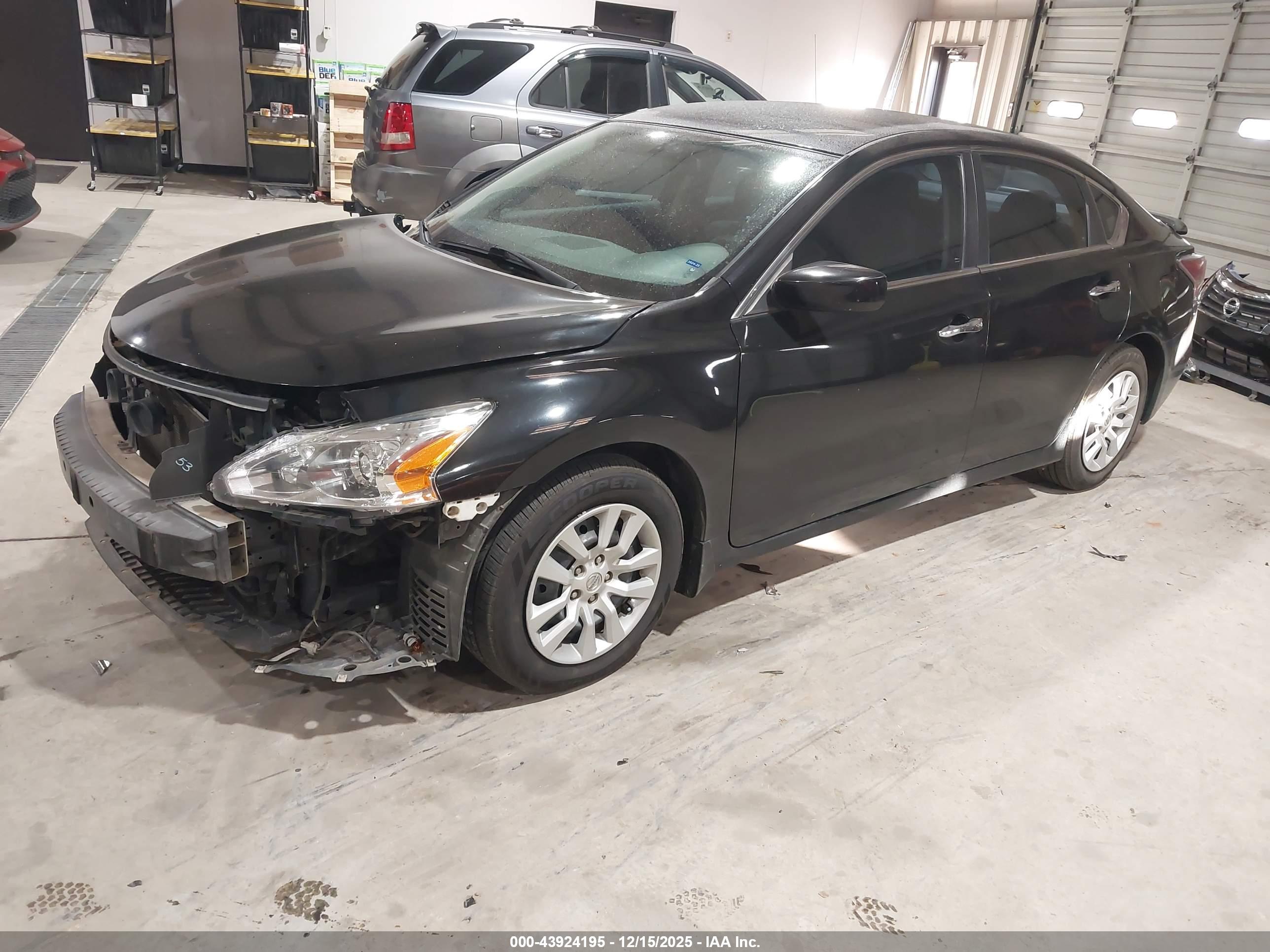 NISSAN ALTIMA image 2