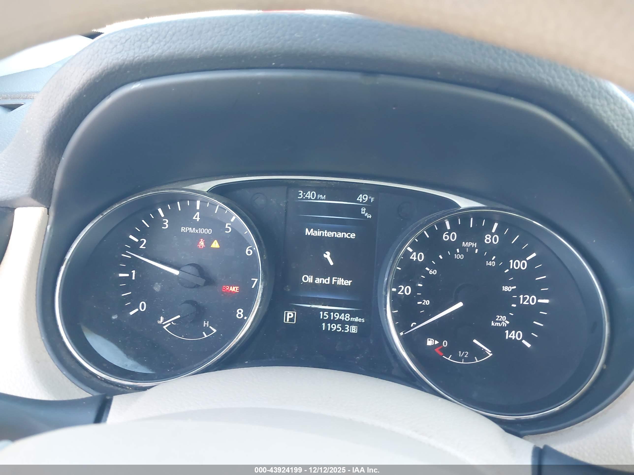 NISSAN ROGUE image 7