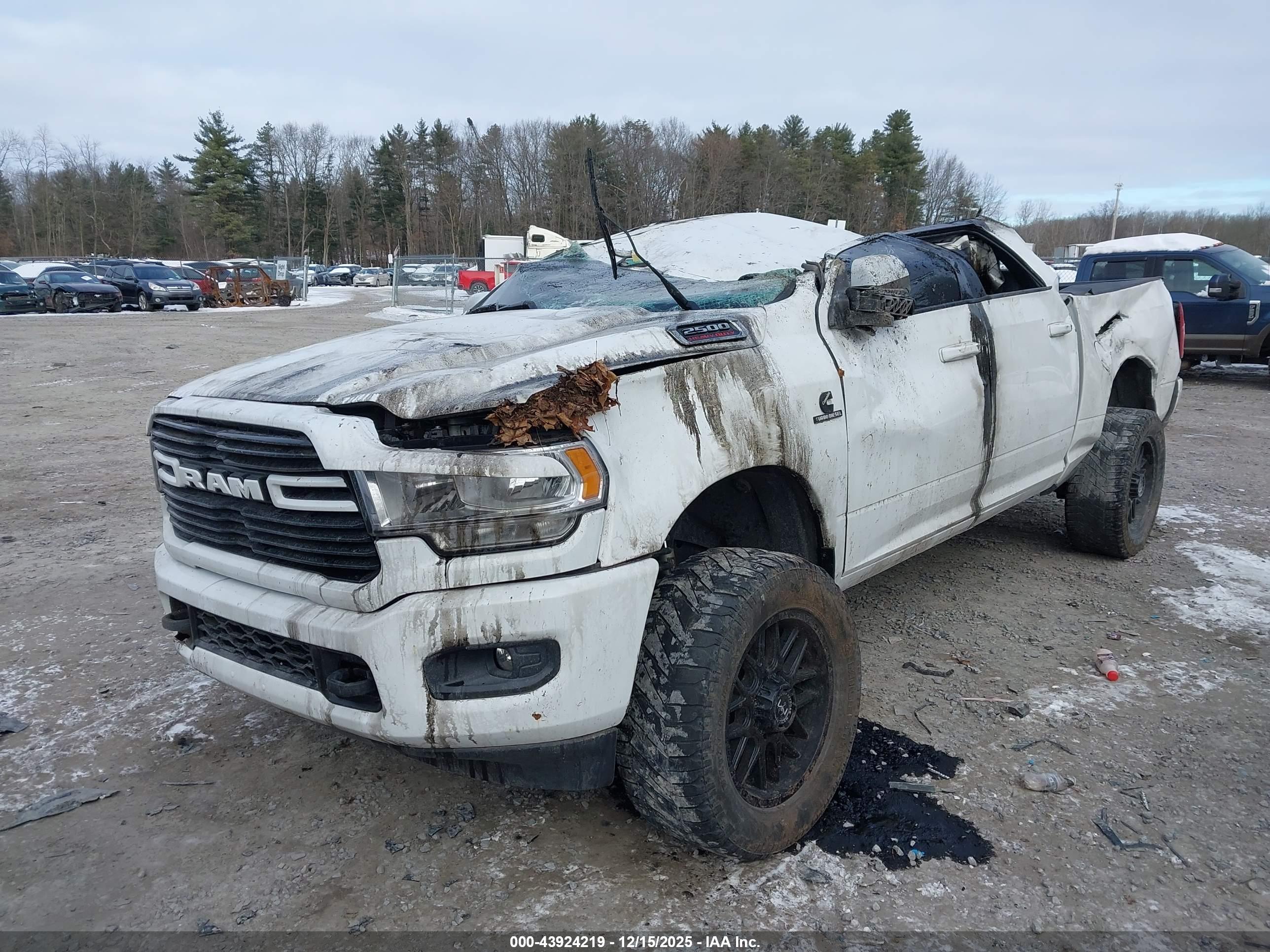 RAM 2500 image 6