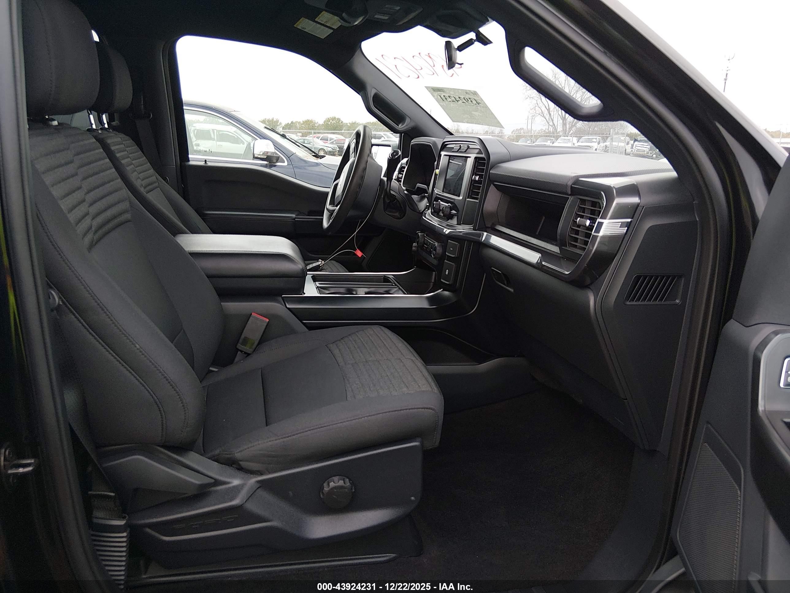 FORD F-150 image 5