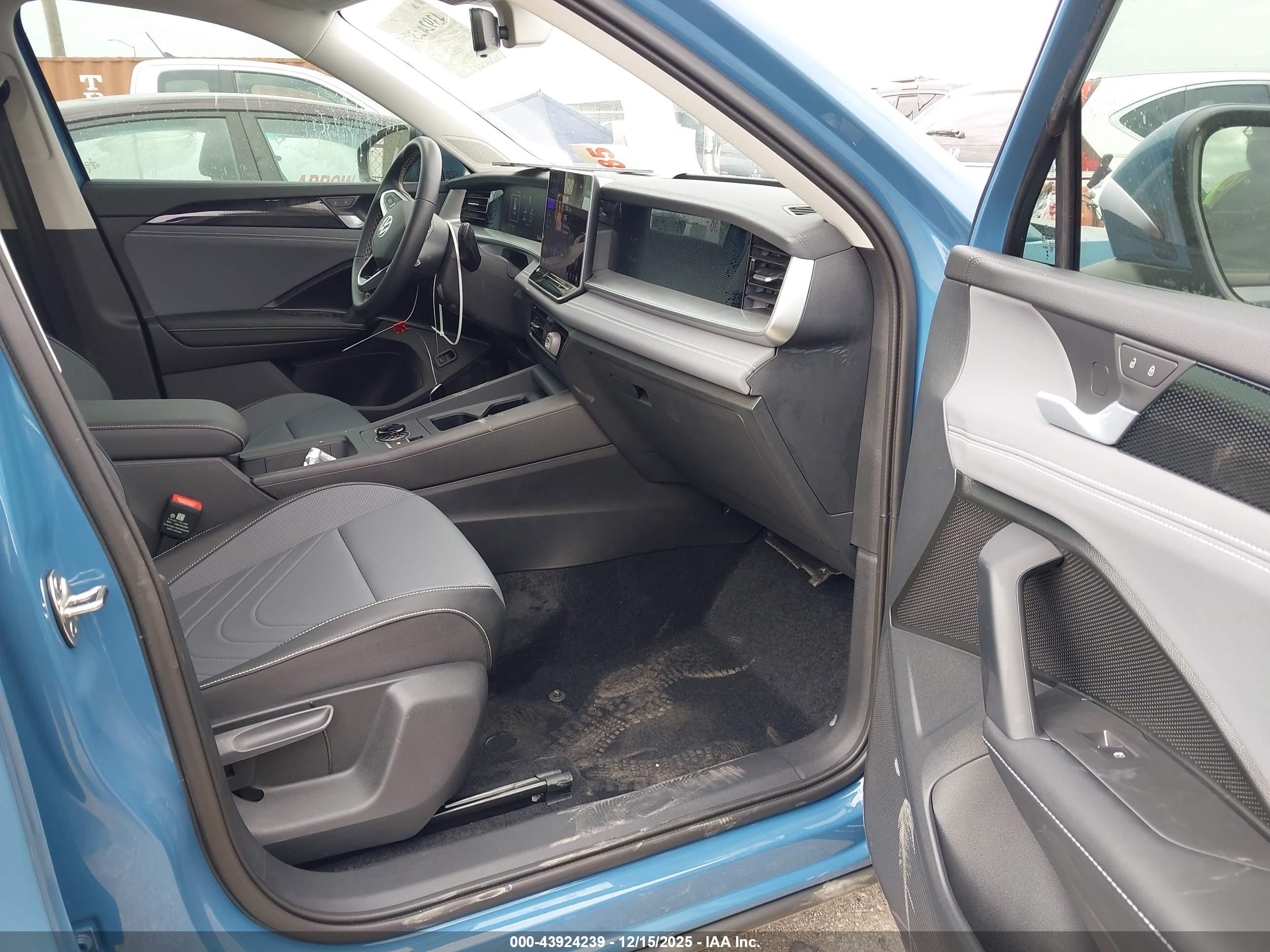 VOLKSWAGEN TIGUAN image 5