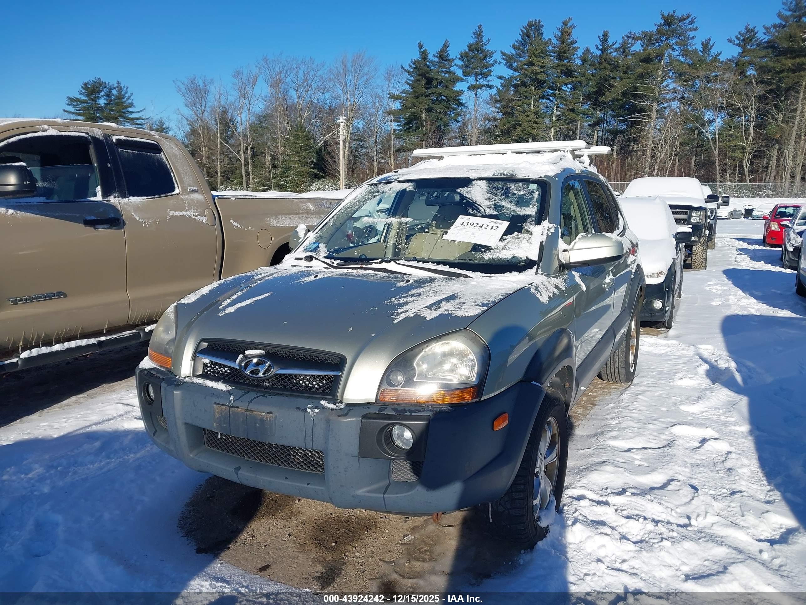 HYUNDAI TUCSON image 2