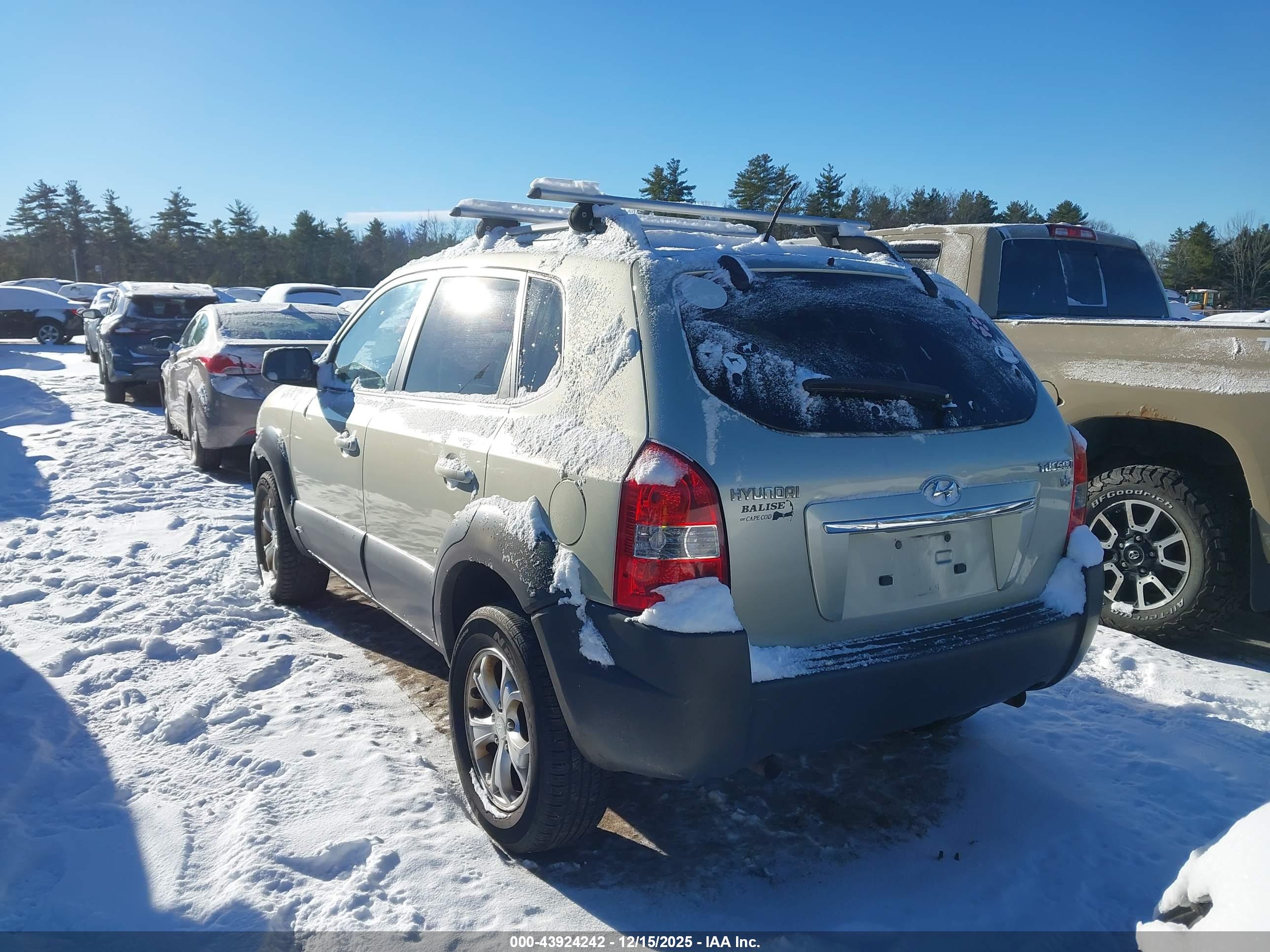 HYUNDAI TUCSON image 3