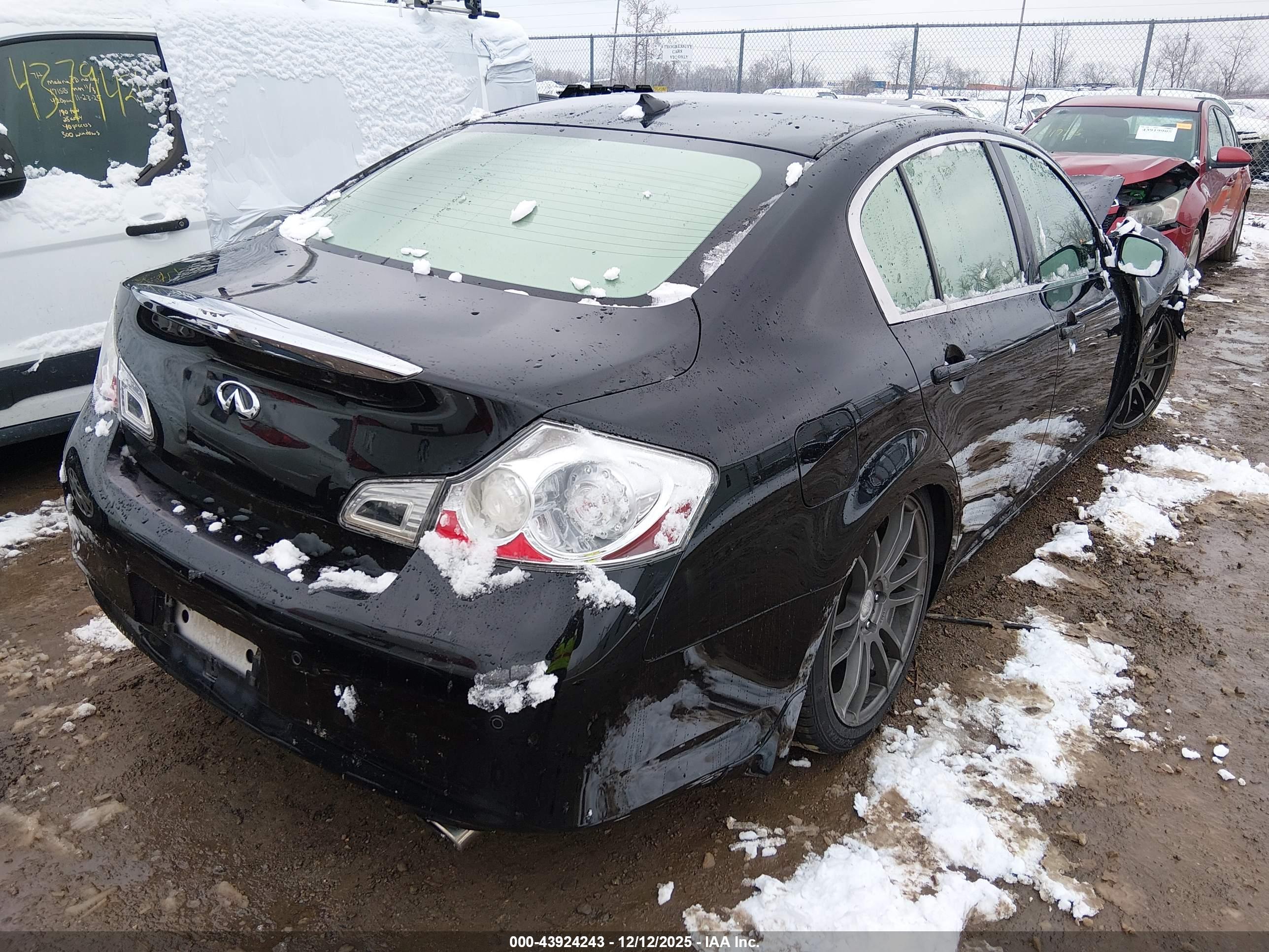 INFINITI G37X image 4