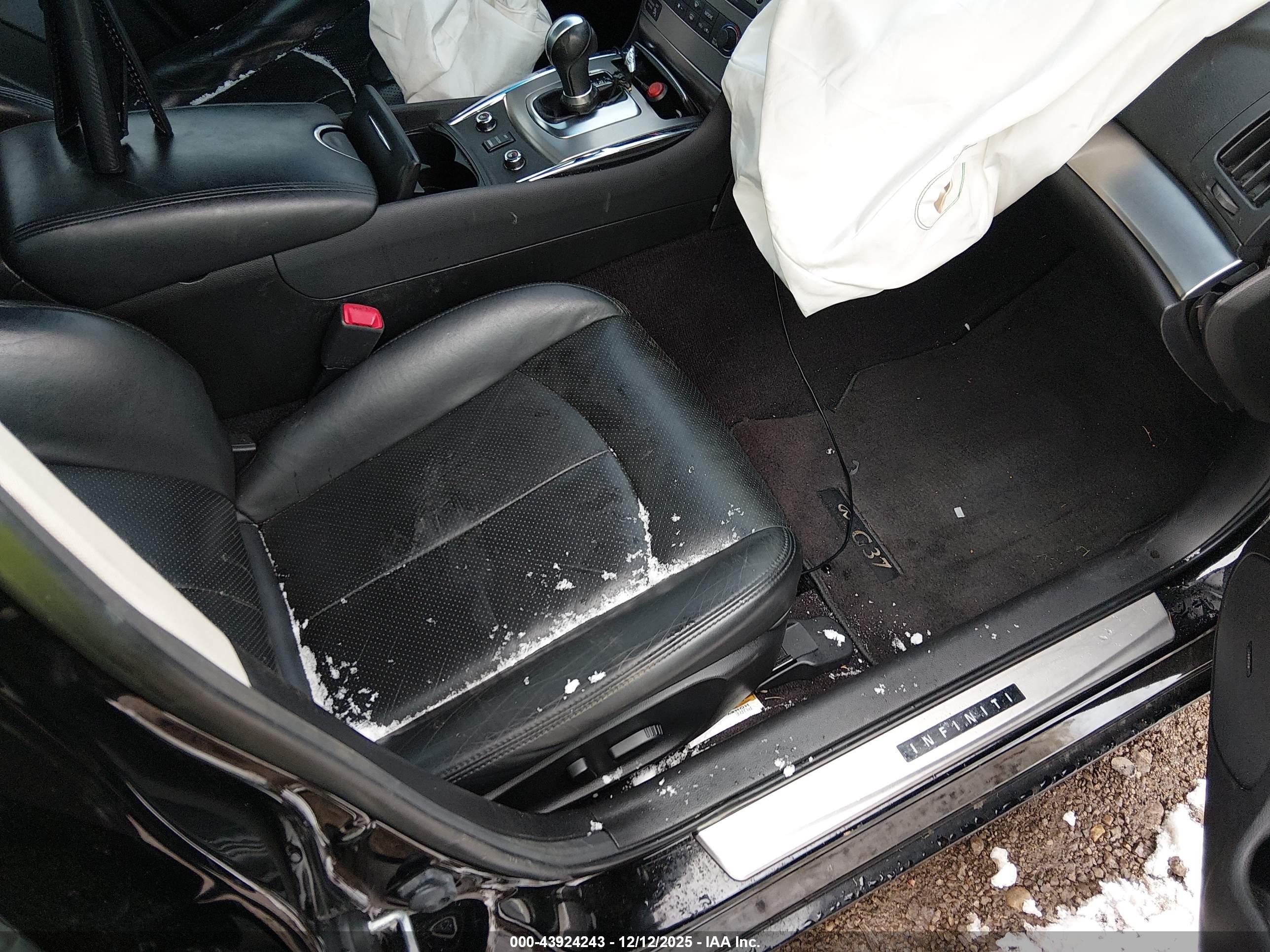 INFINITI G37X image 5