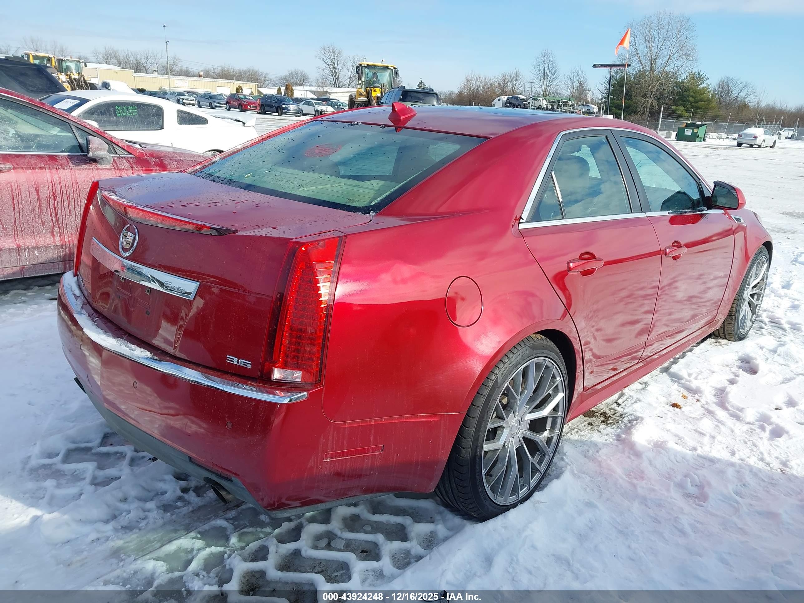 CADILLAC CTS image 4