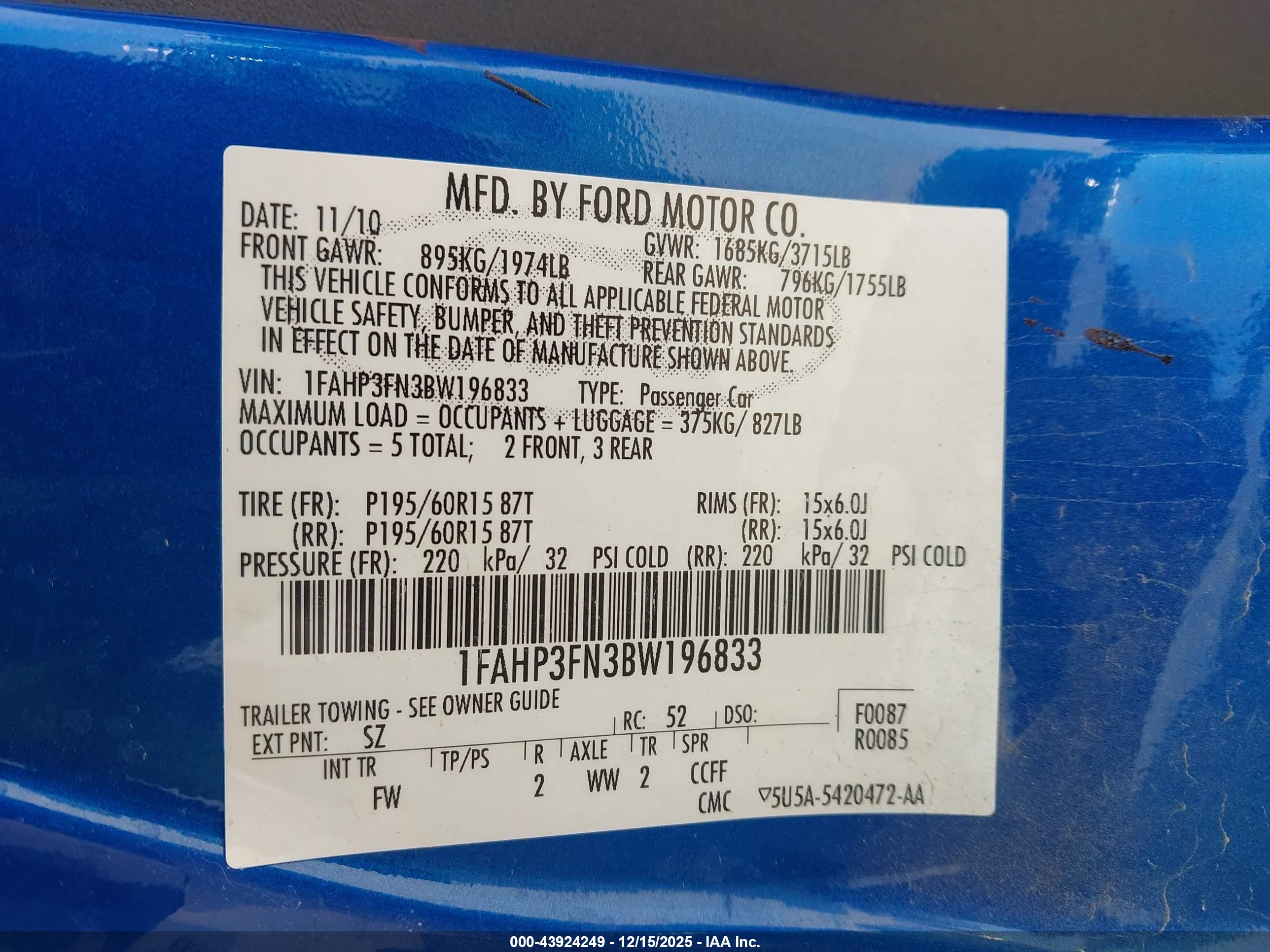 FORD FOCUS image 9