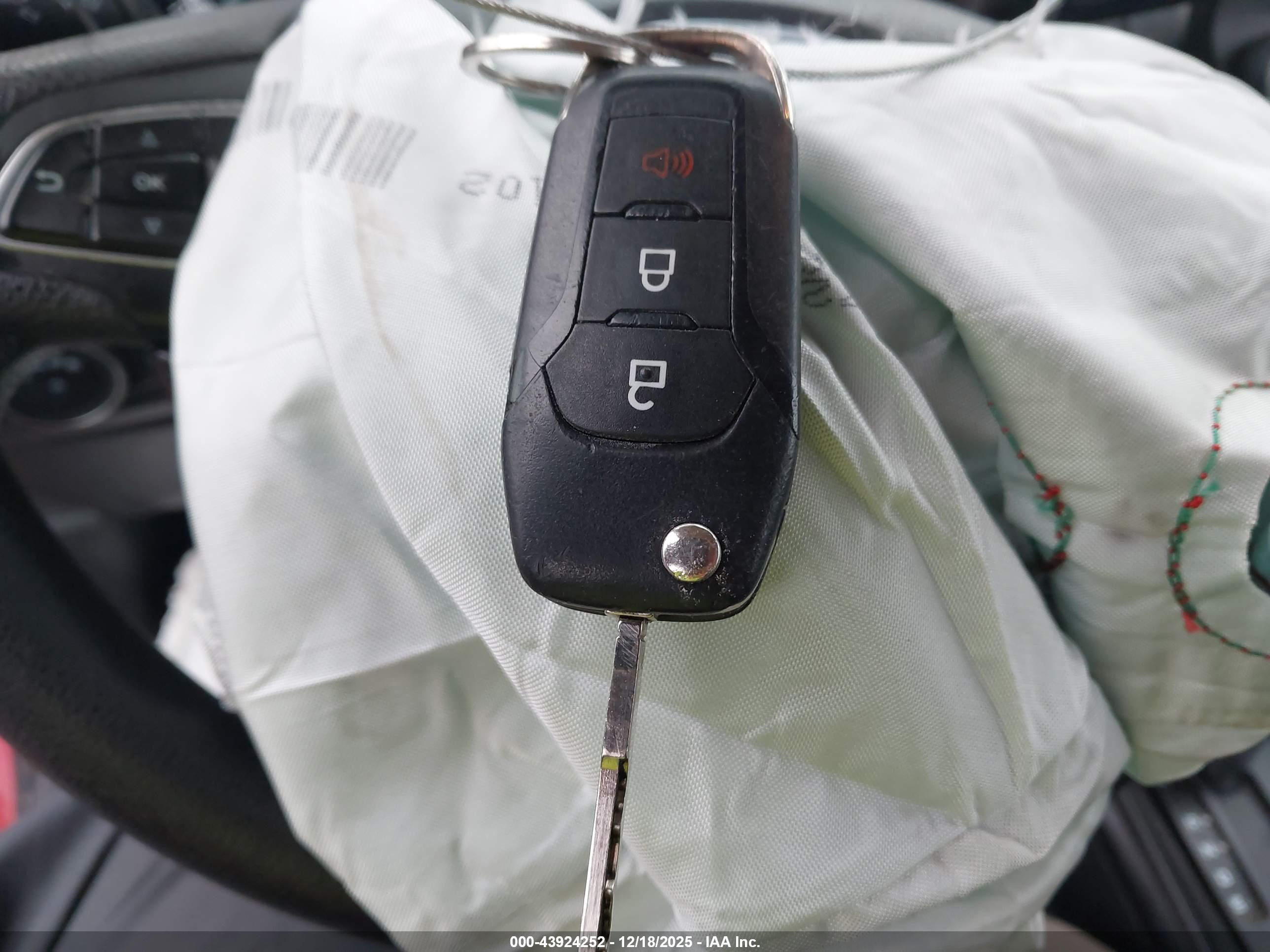 FORD ECOSPORT image 11