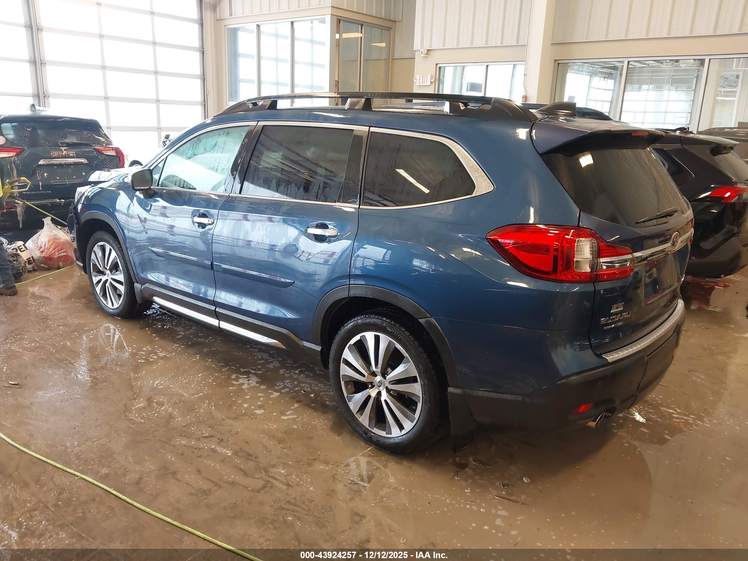 SUBARU ASCENT image 3