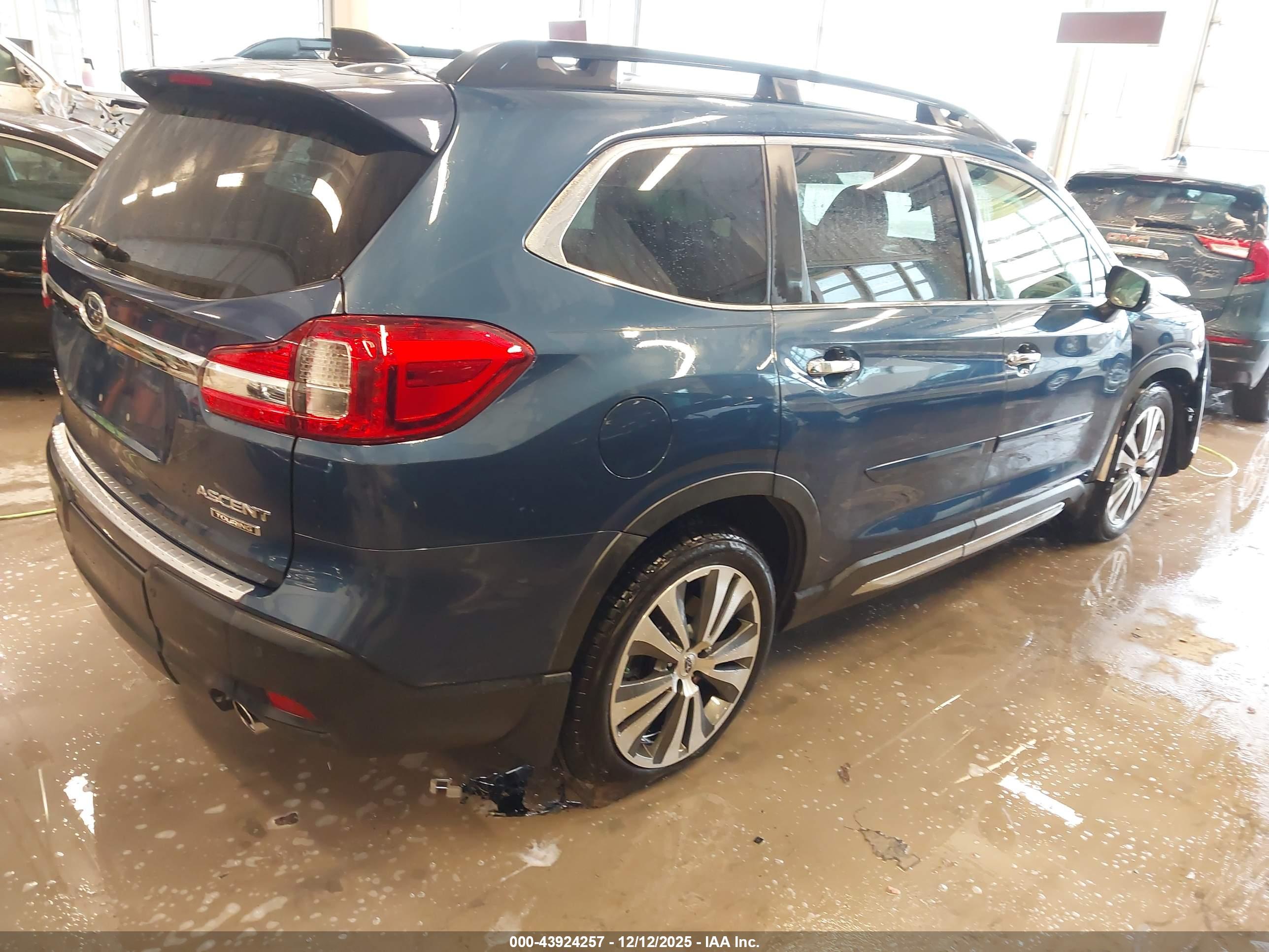 SUBARU ASCENT image 4