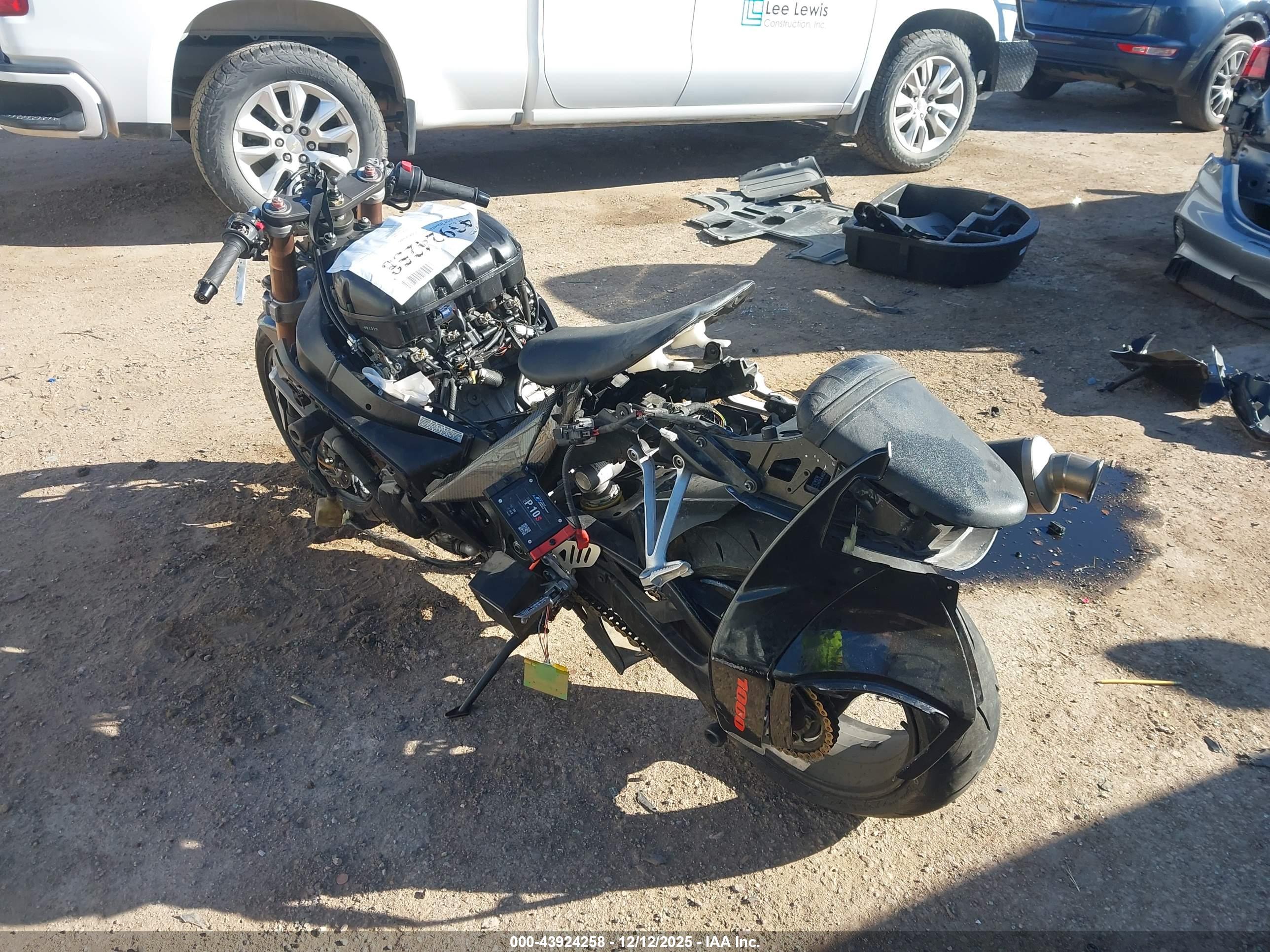 SUZUKI GSX-R1000 image 3