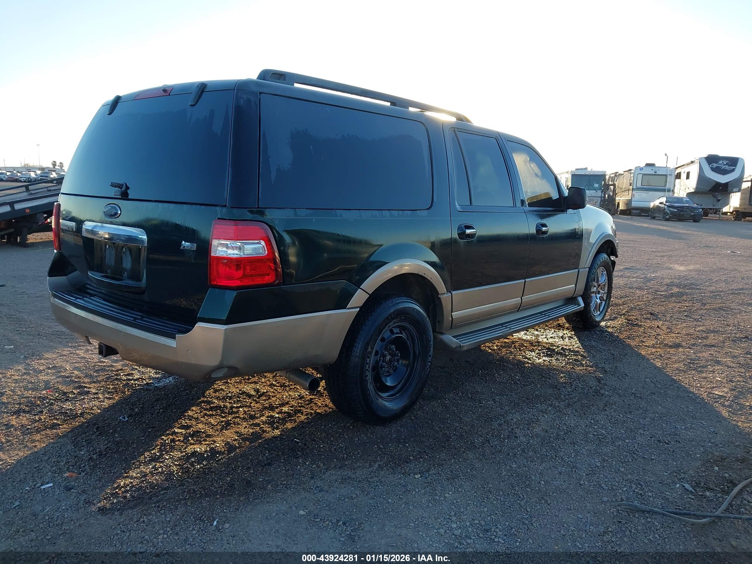 FORD EXPEDITION image 4