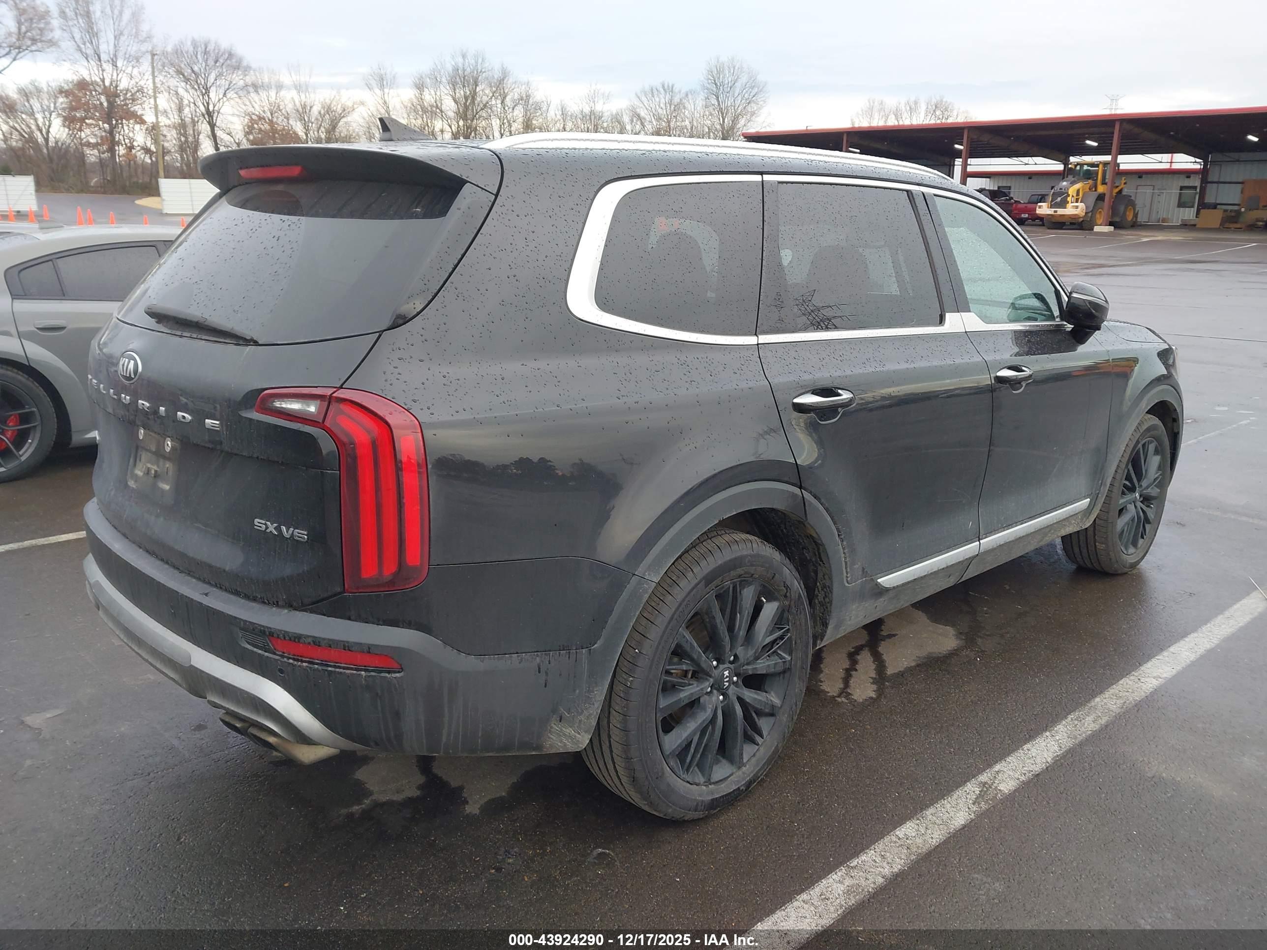 KIA TELLURIDE image 4