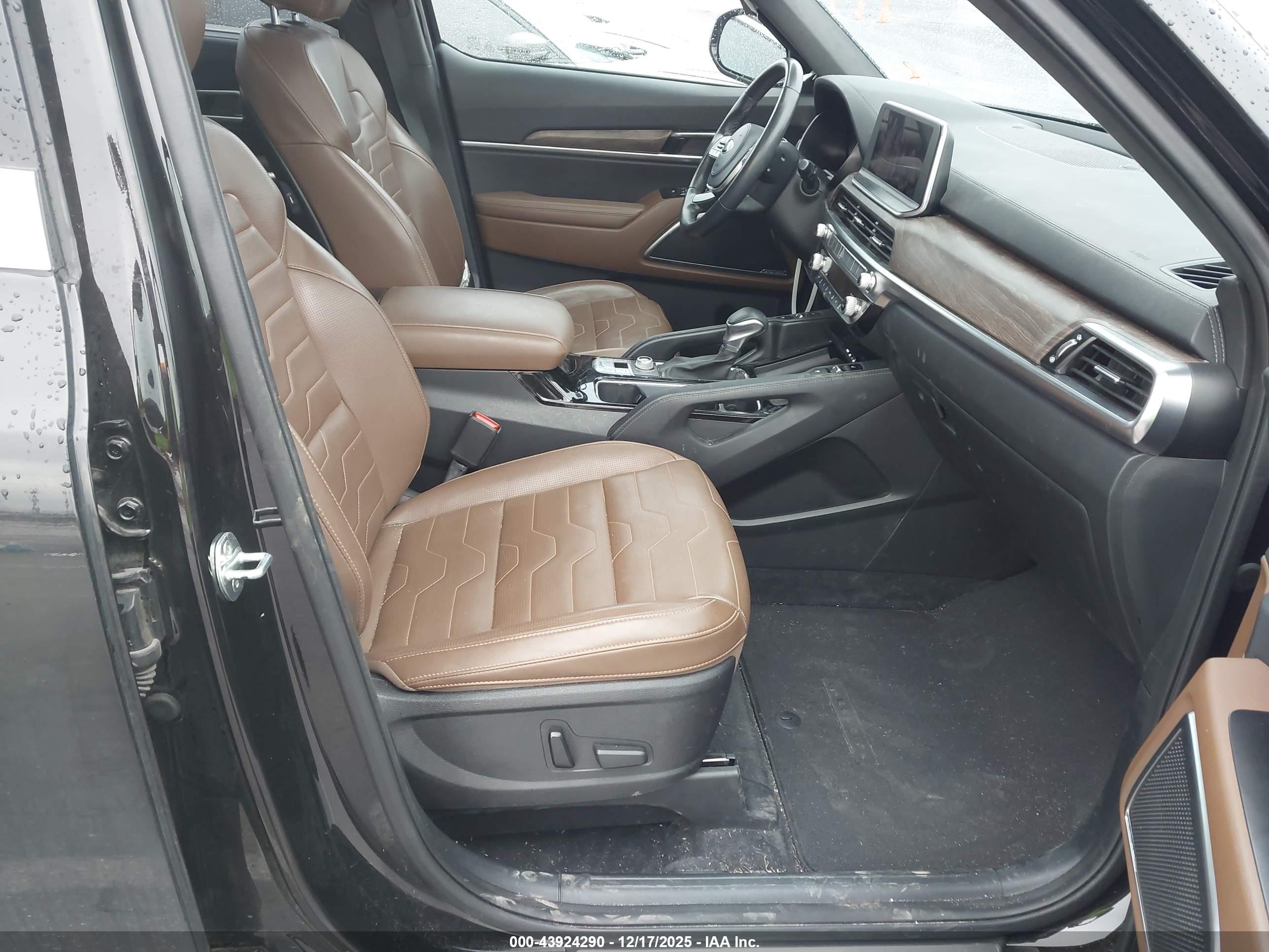 KIA TELLURIDE image 5
