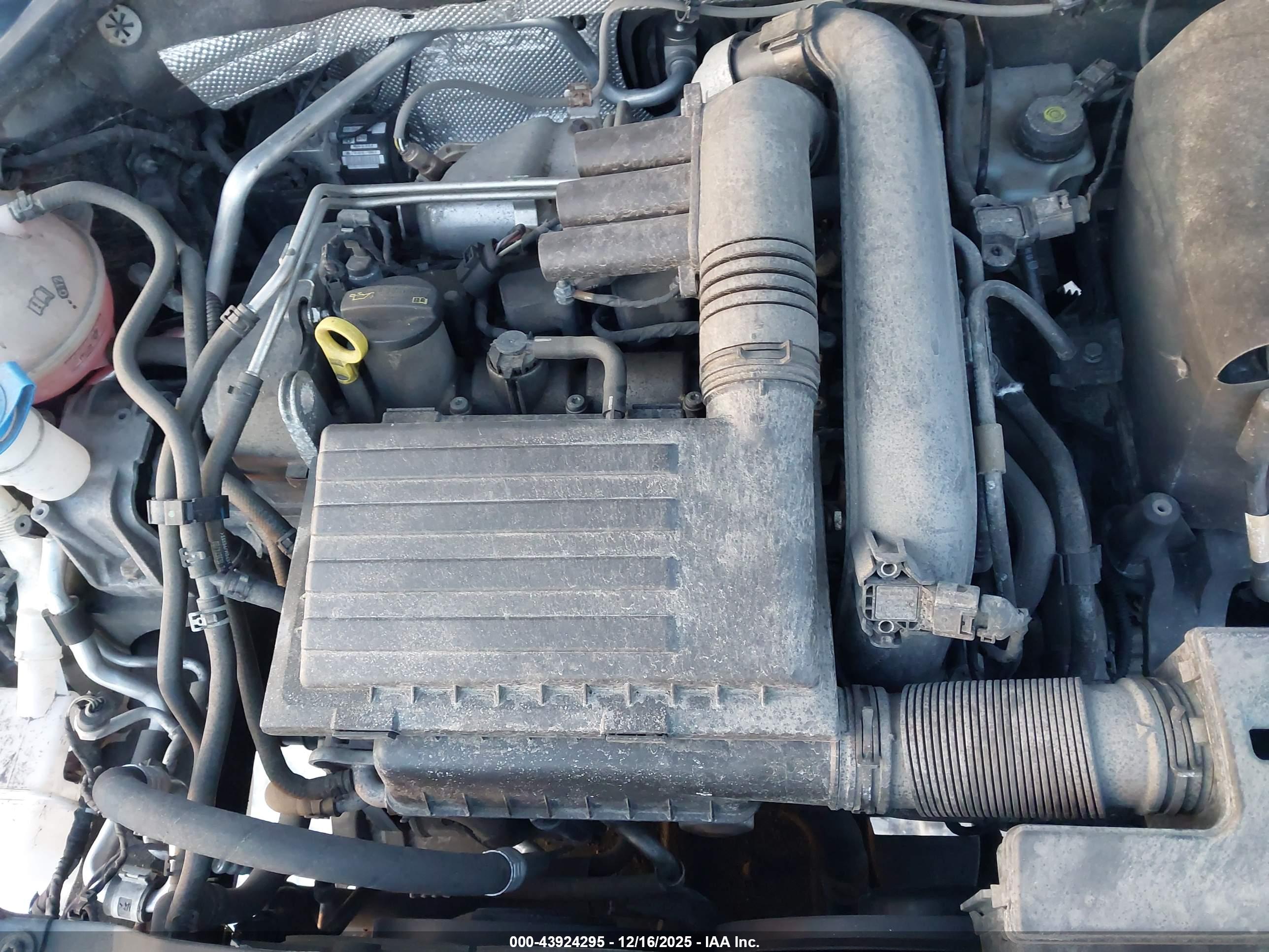 VOLKSWAGEN JETTA image 10