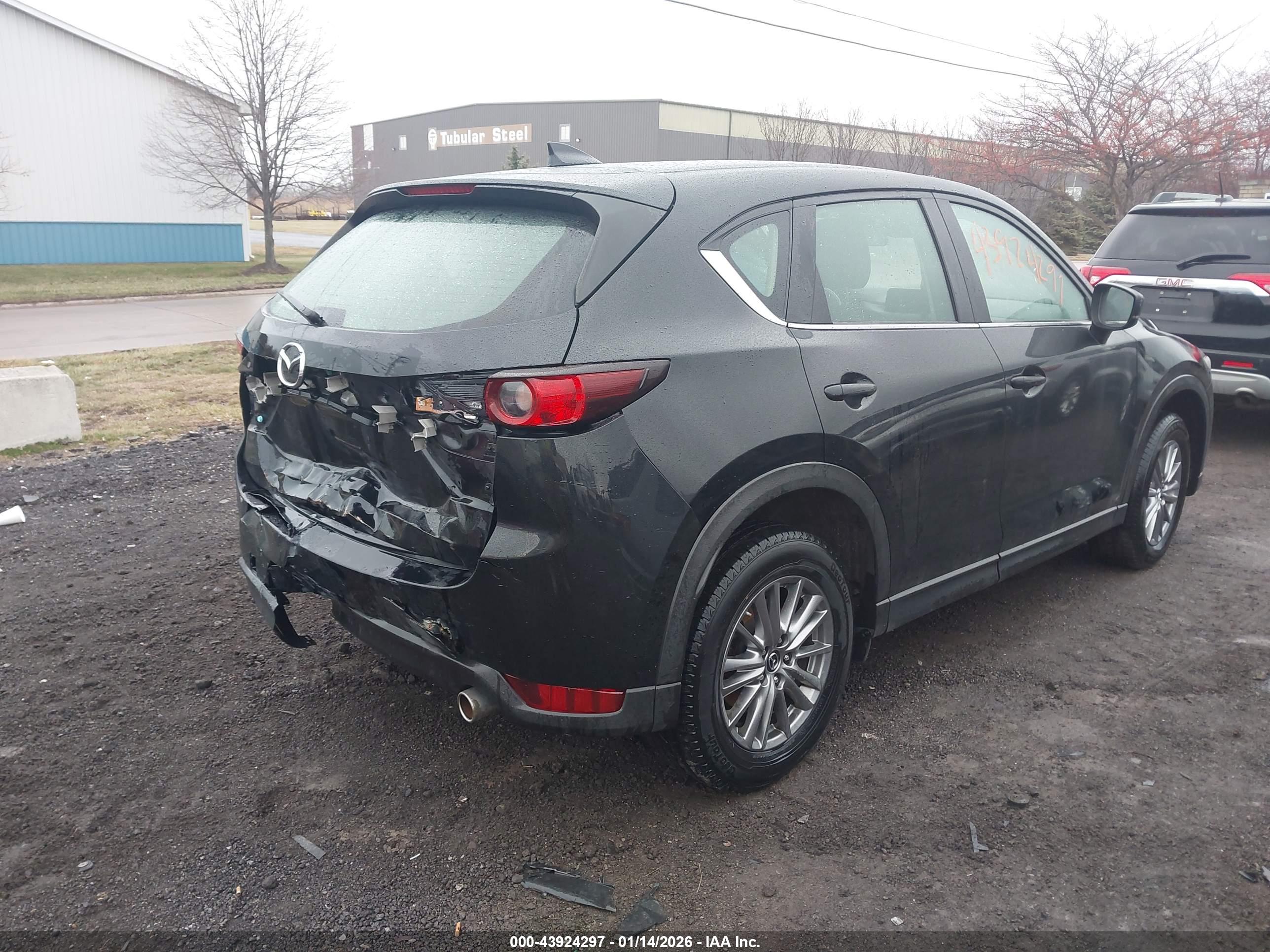 MAZDA CX-5 image 4