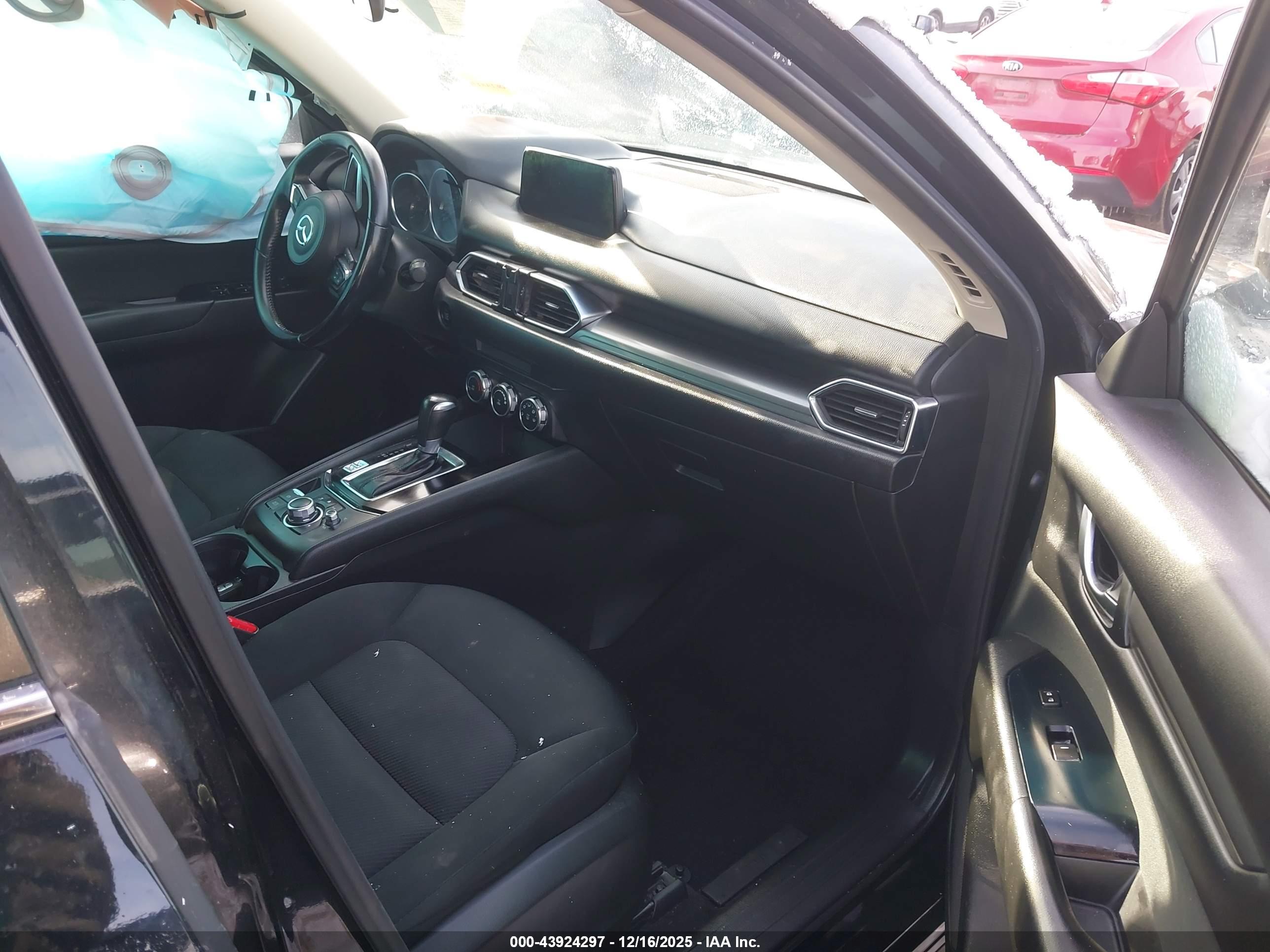 MAZDA CX-5 image 5