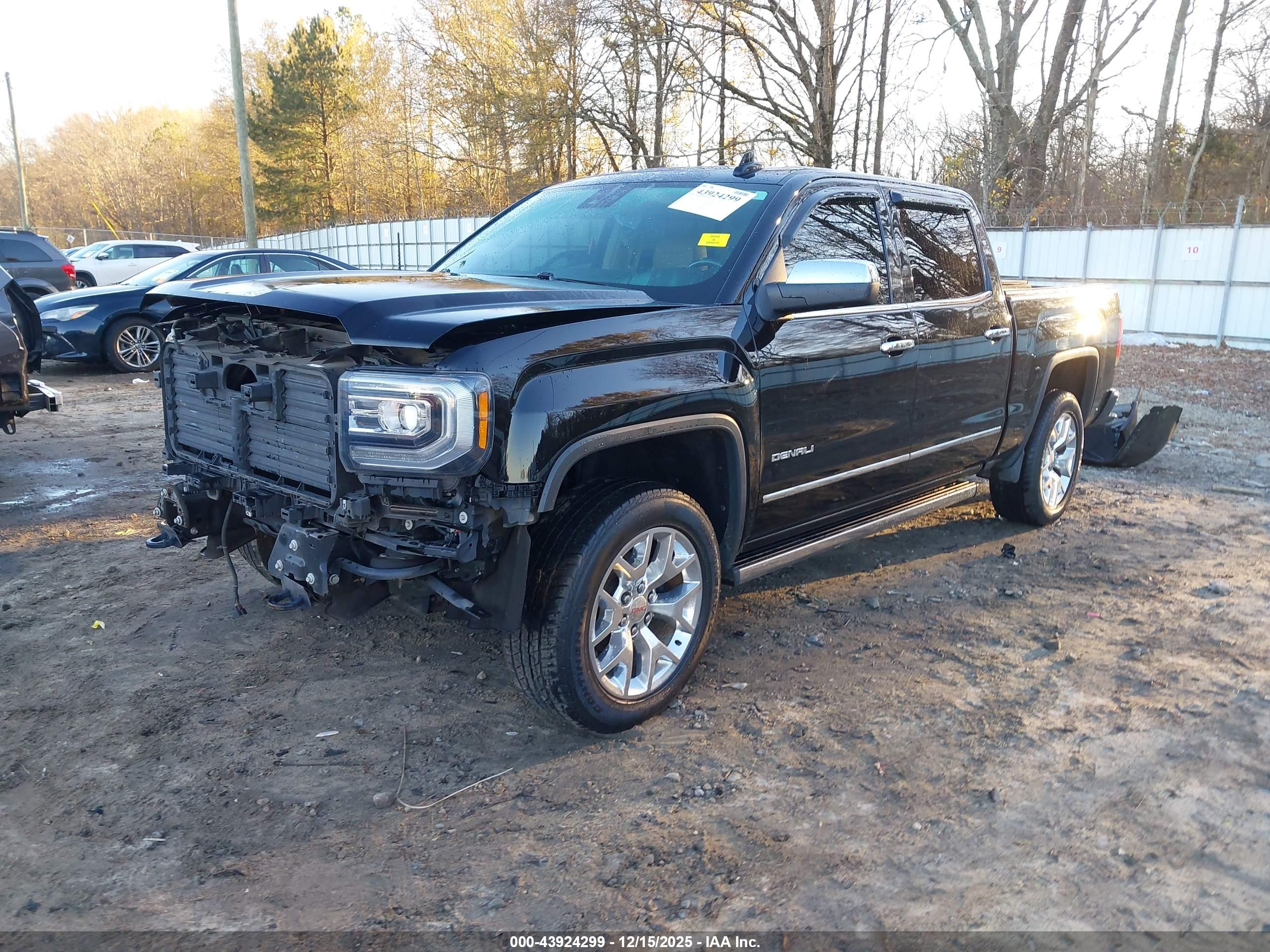GMC SIERRA image 2