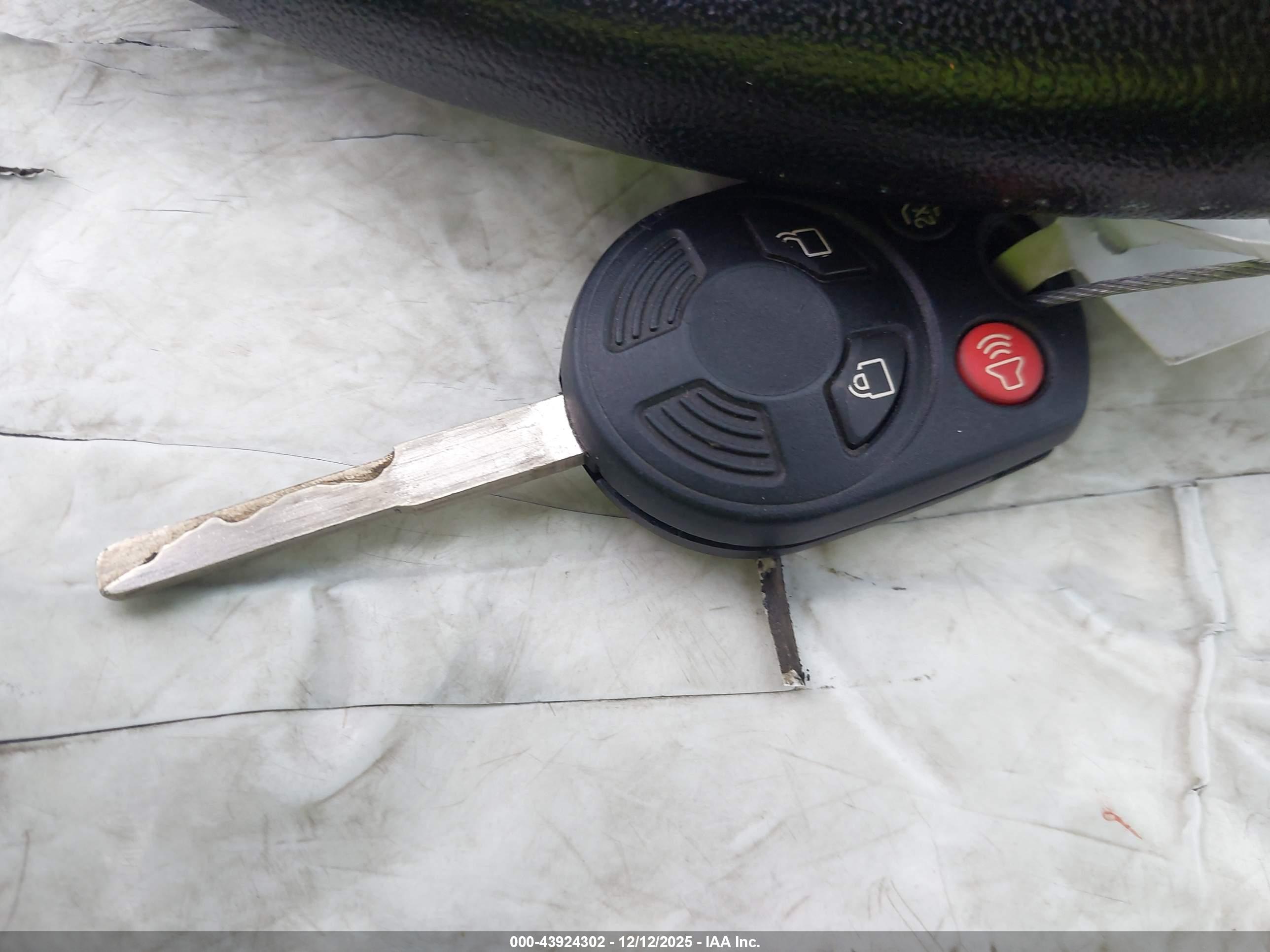 FORD FOCUS image 11