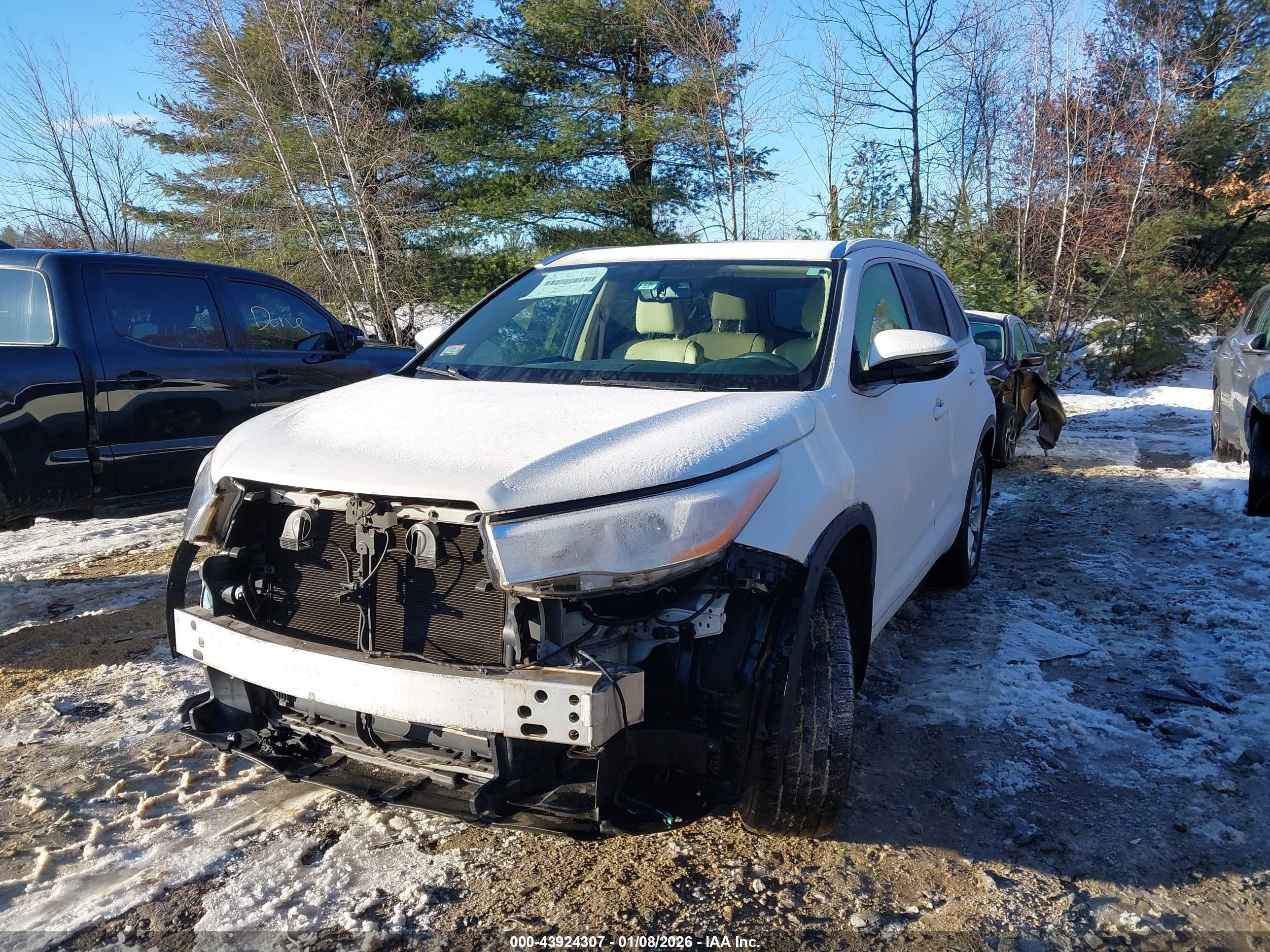 TOYOTA HIGHLANDER image 2