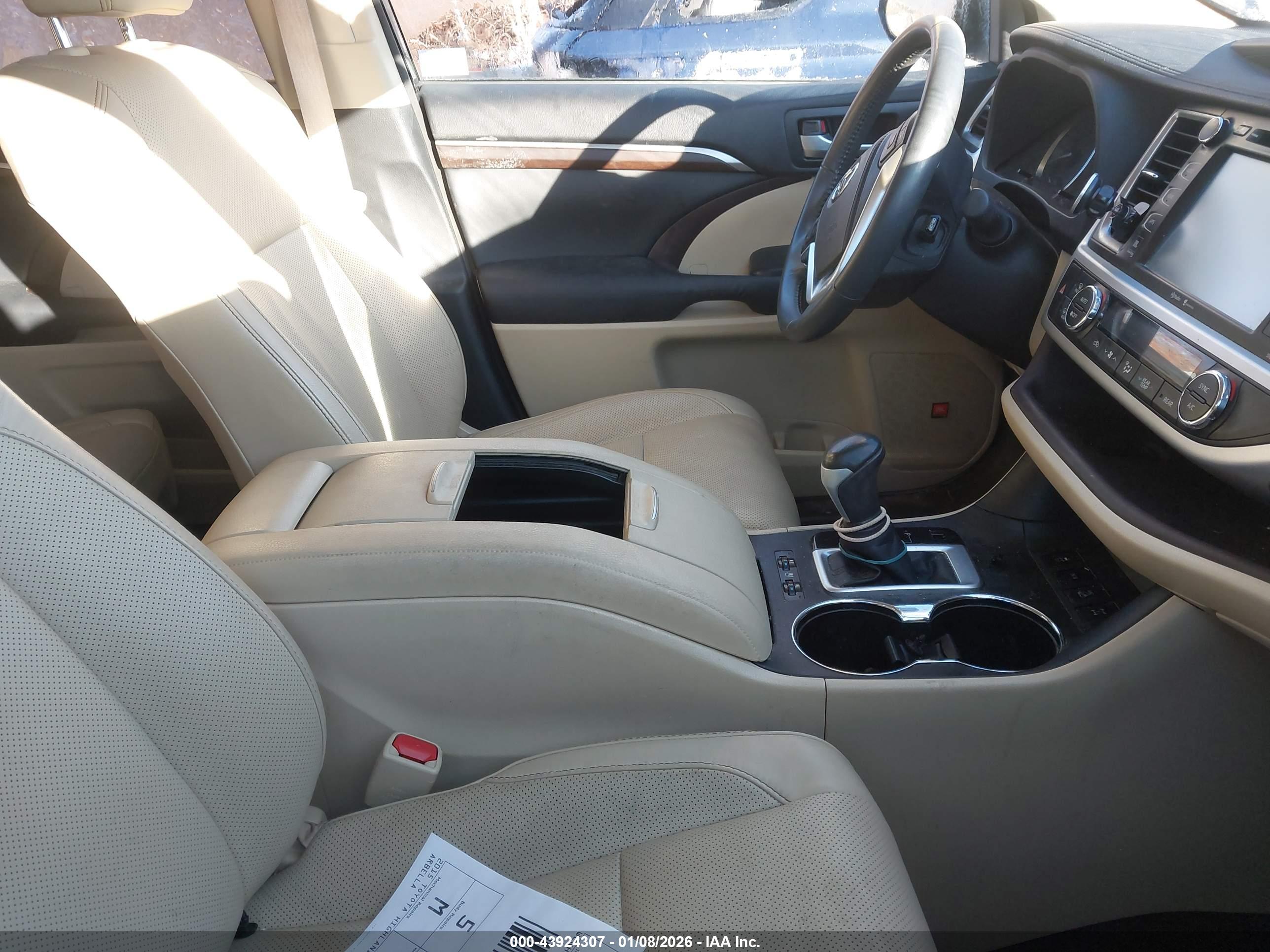 TOYOTA HIGHLANDER image 5