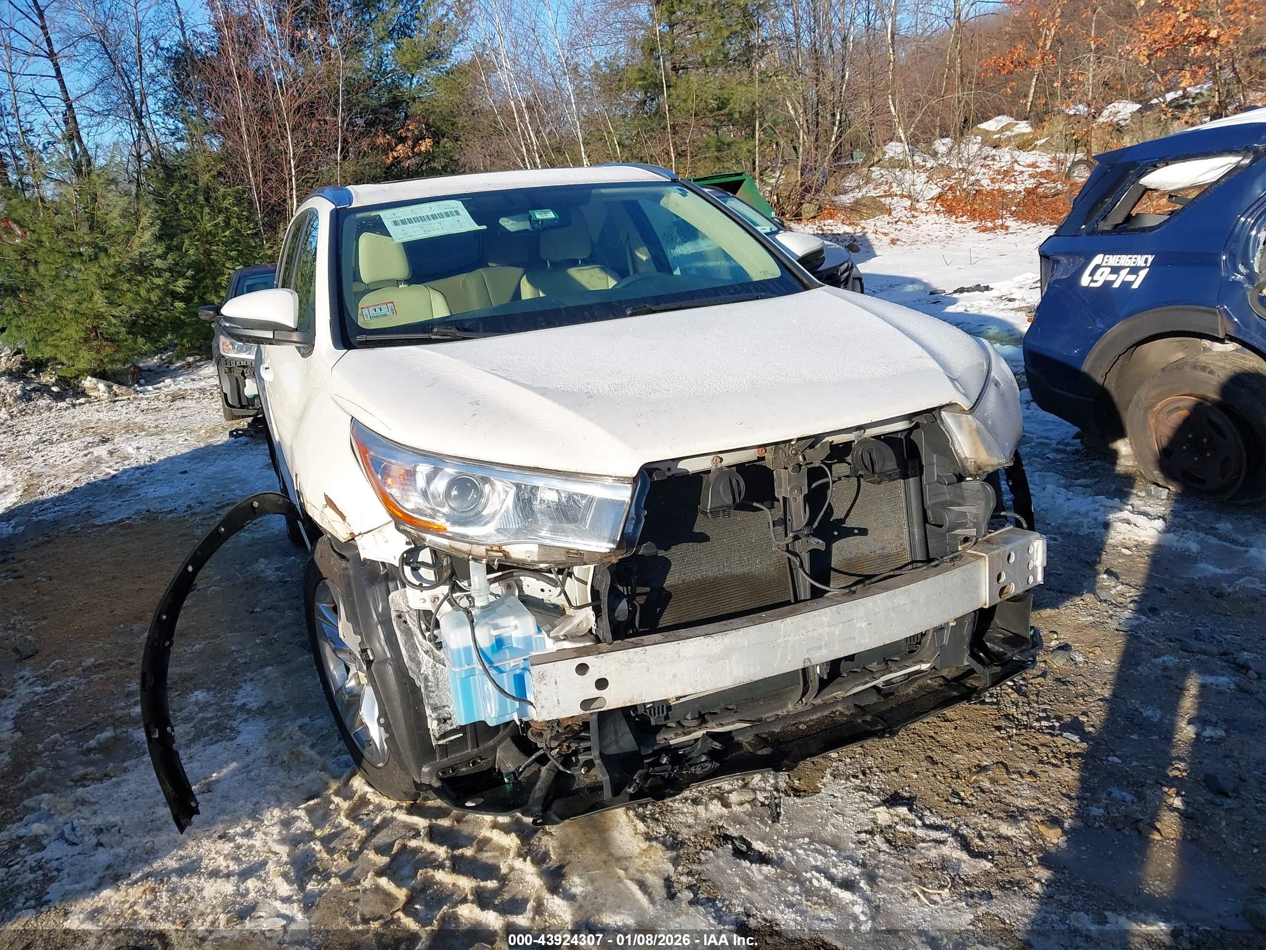 TOYOTA HIGHLANDER image 6