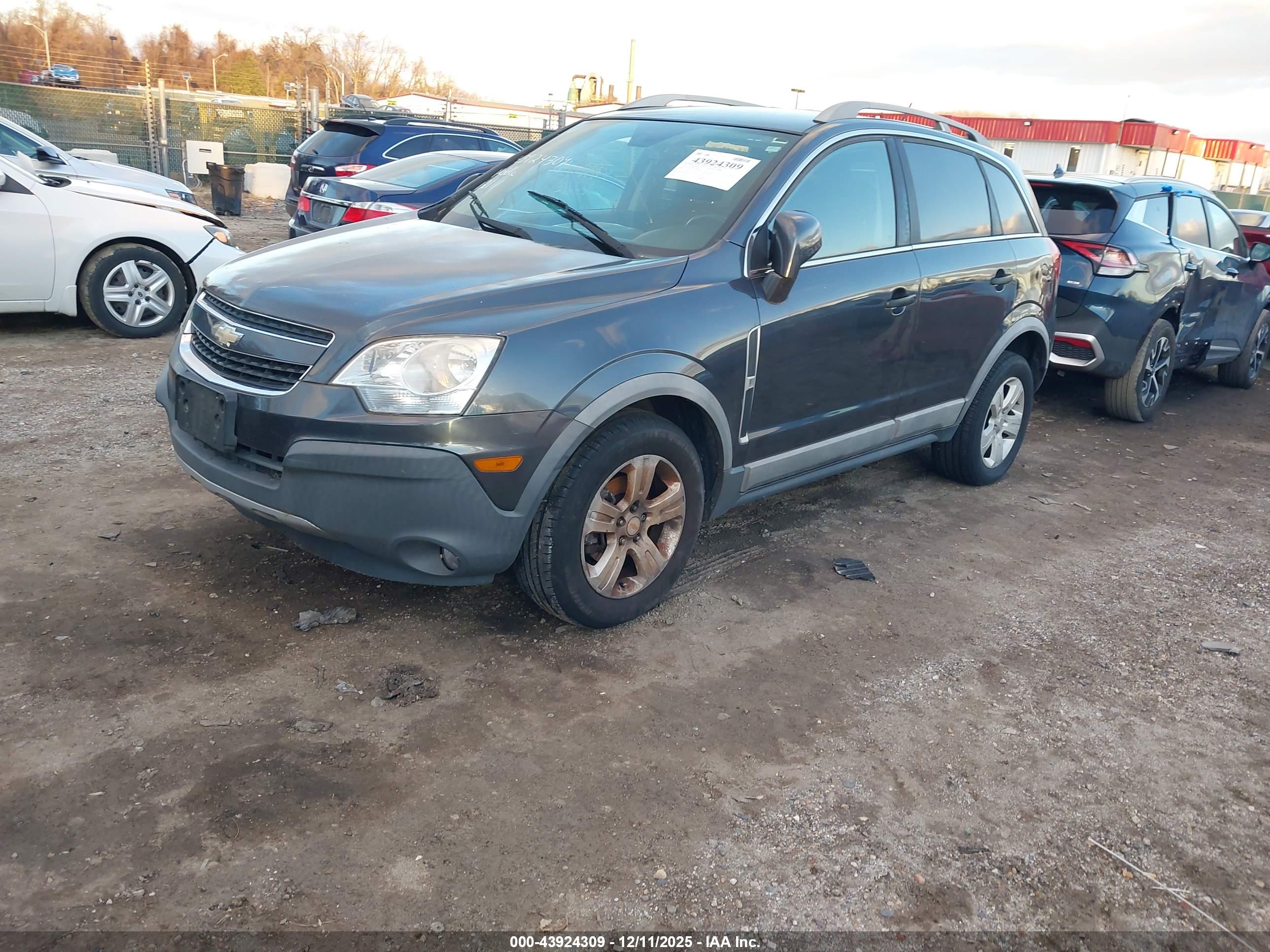 CHEVROLET CAPTIVA image 2