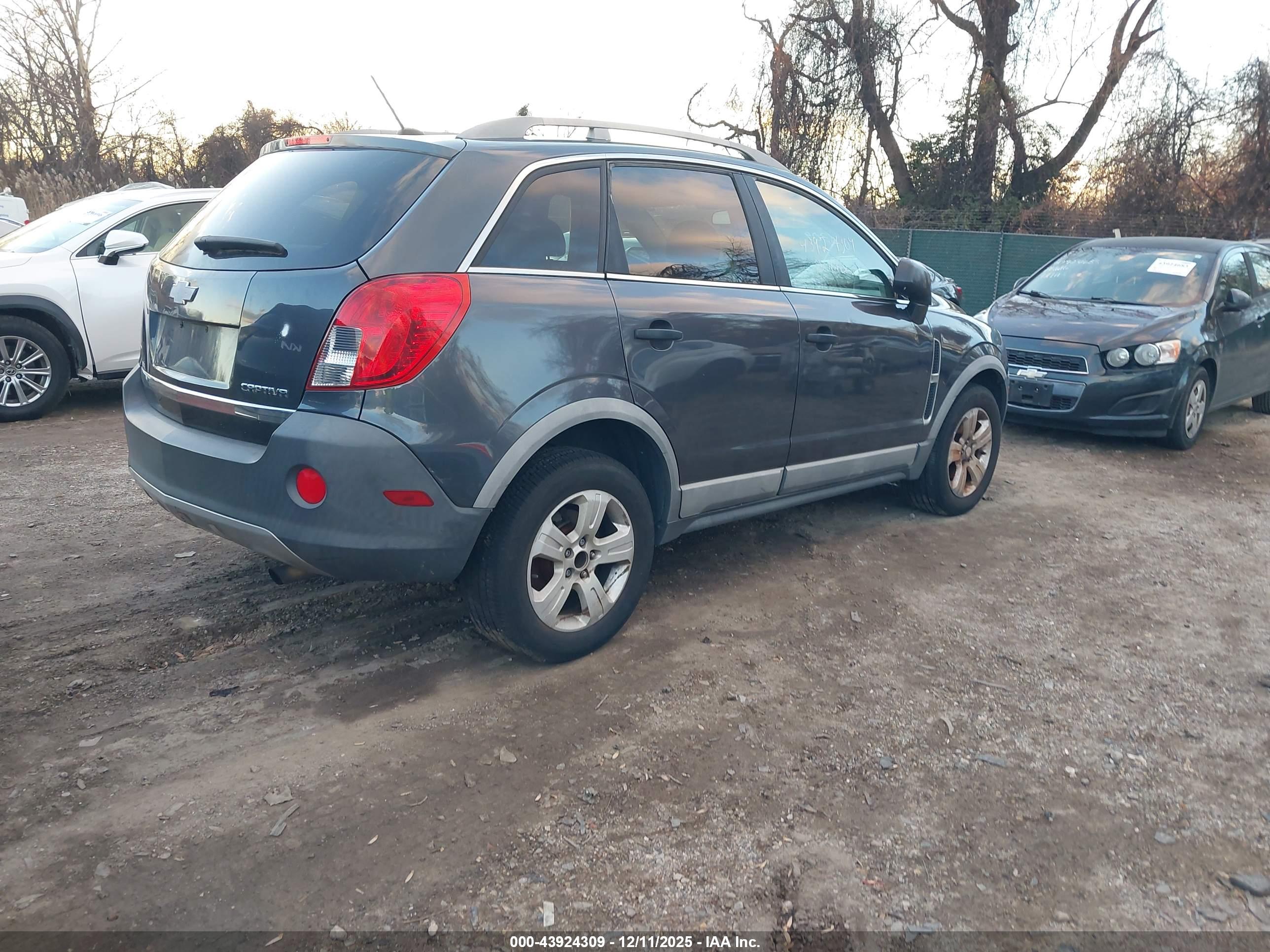 CHEVROLET CAPTIVA image 4