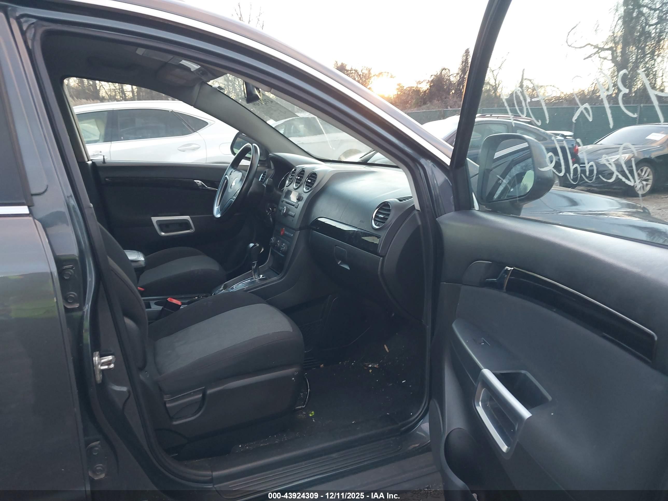 CHEVROLET CAPTIVA image 5