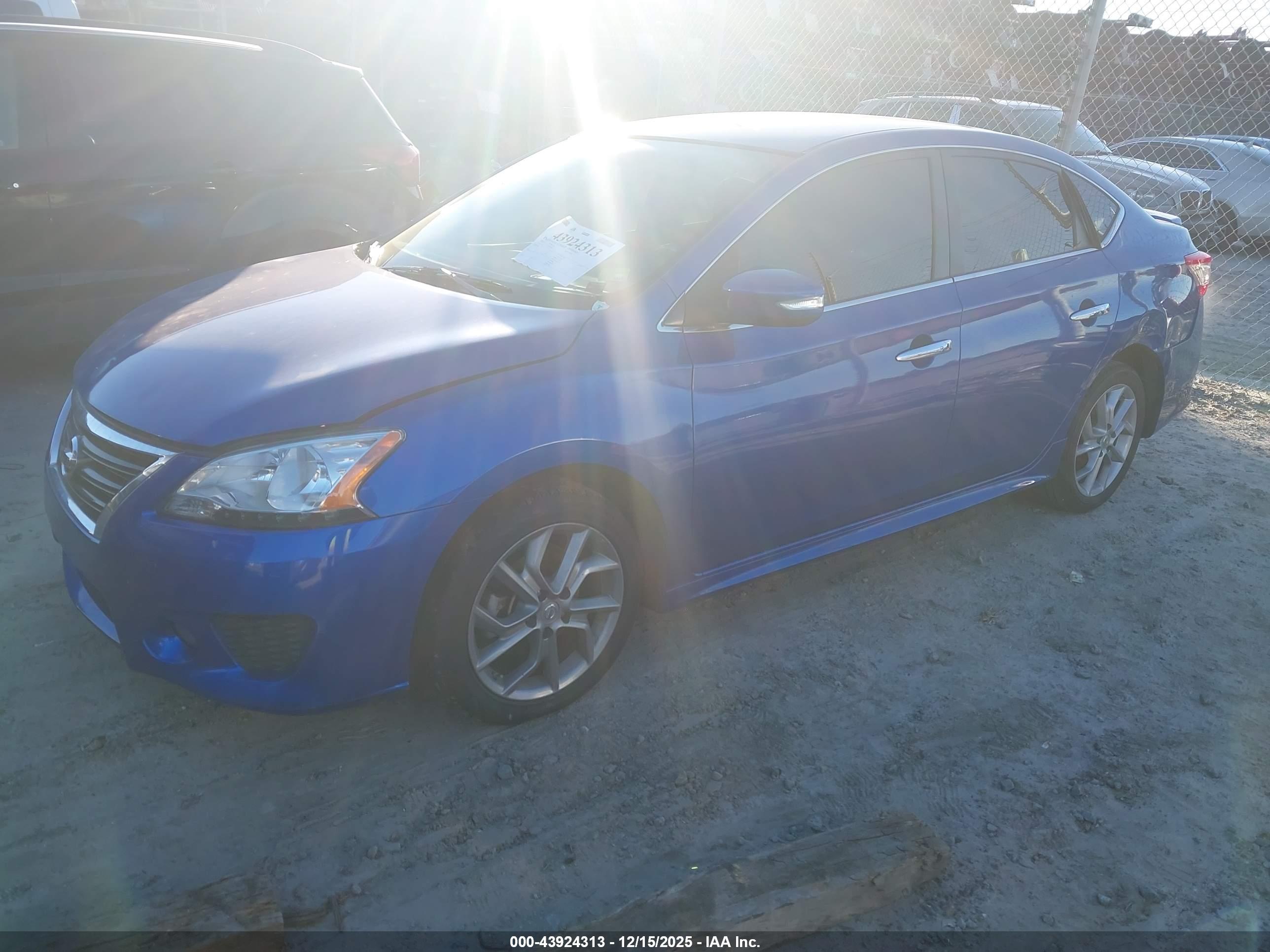 NISSAN SENTRA image 2