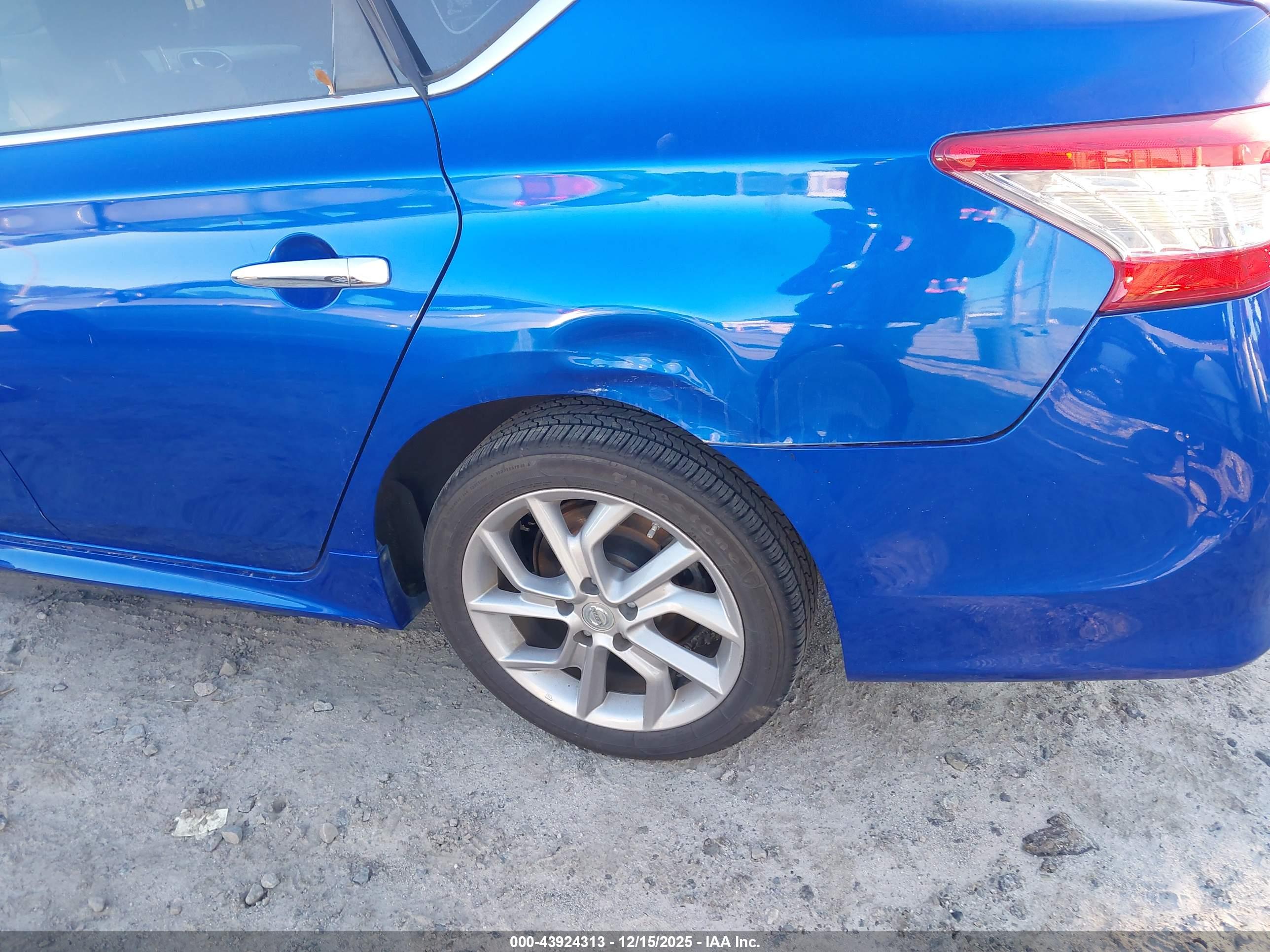 NISSAN SENTRA image 6