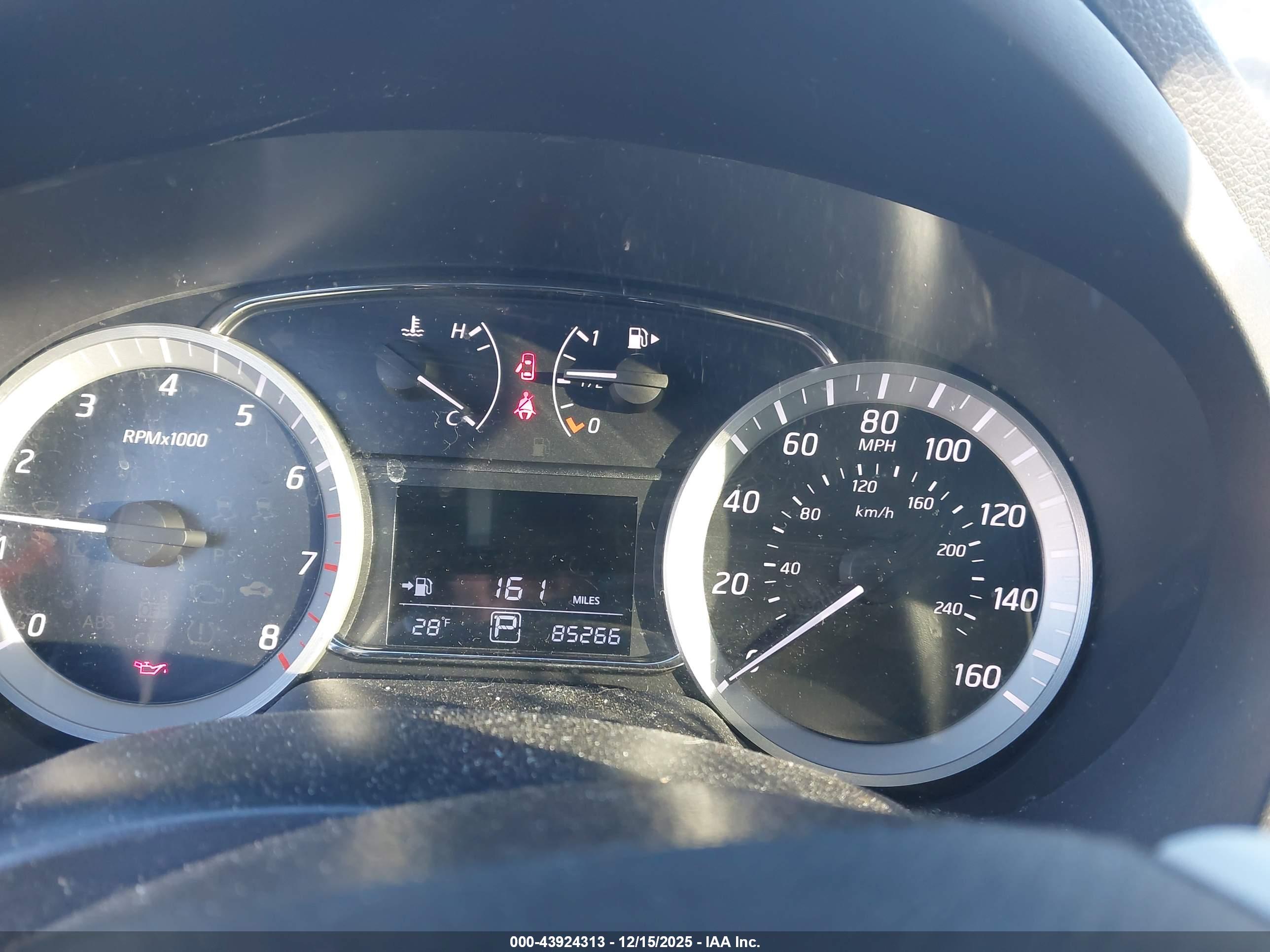 NISSAN SENTRA image 7