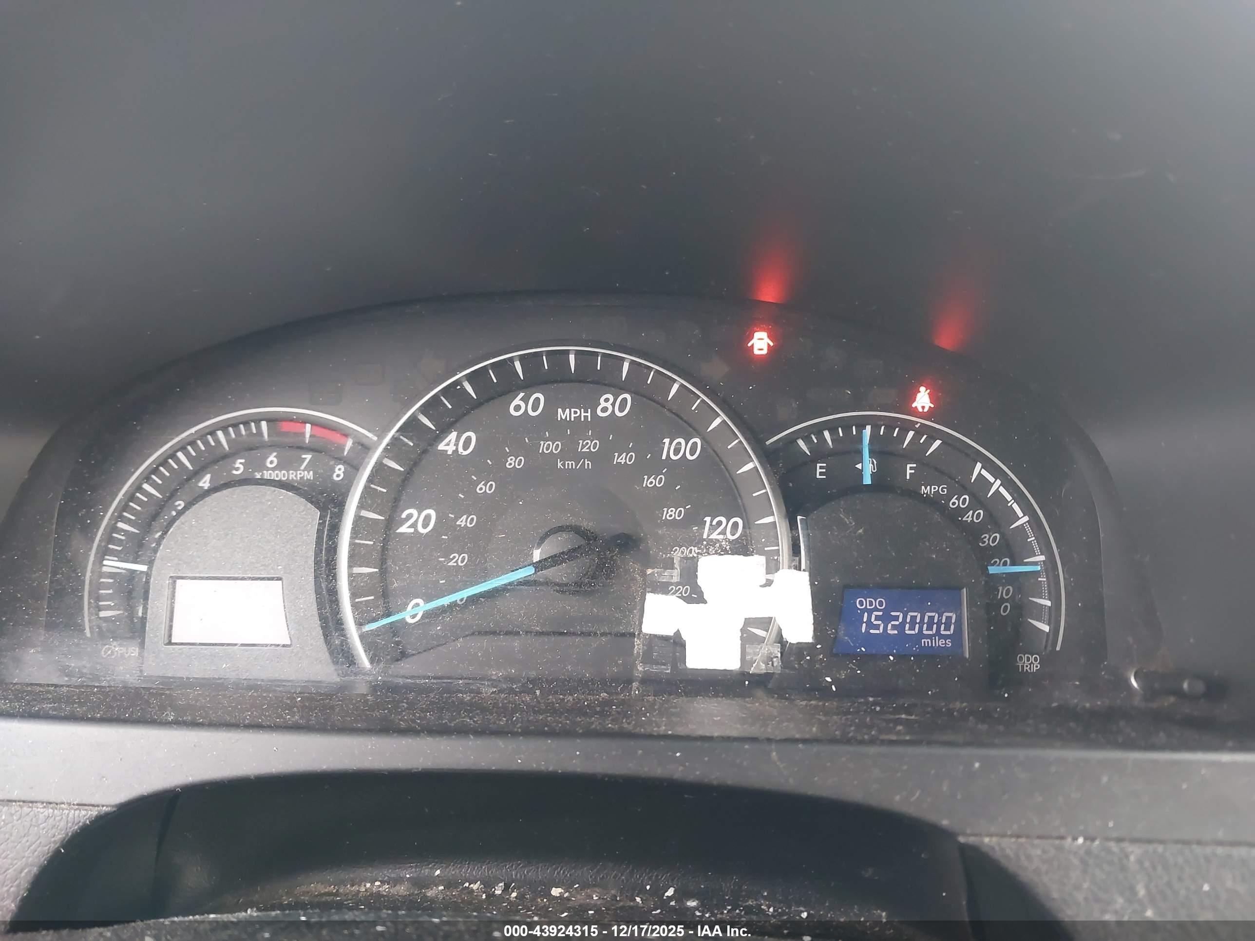 TOYOTA CAMRY image 7