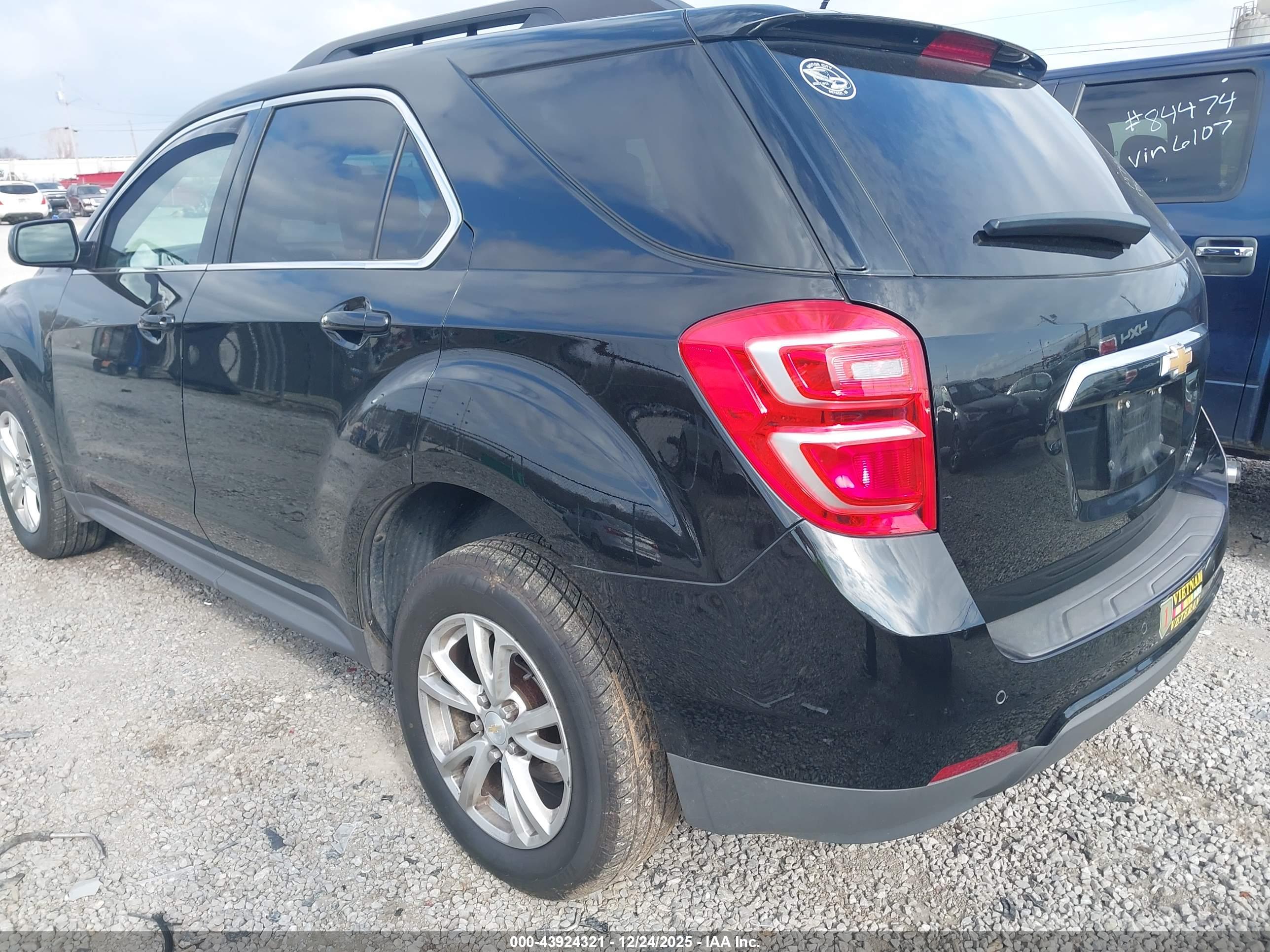 CHEVROLET EQUINOX image 3