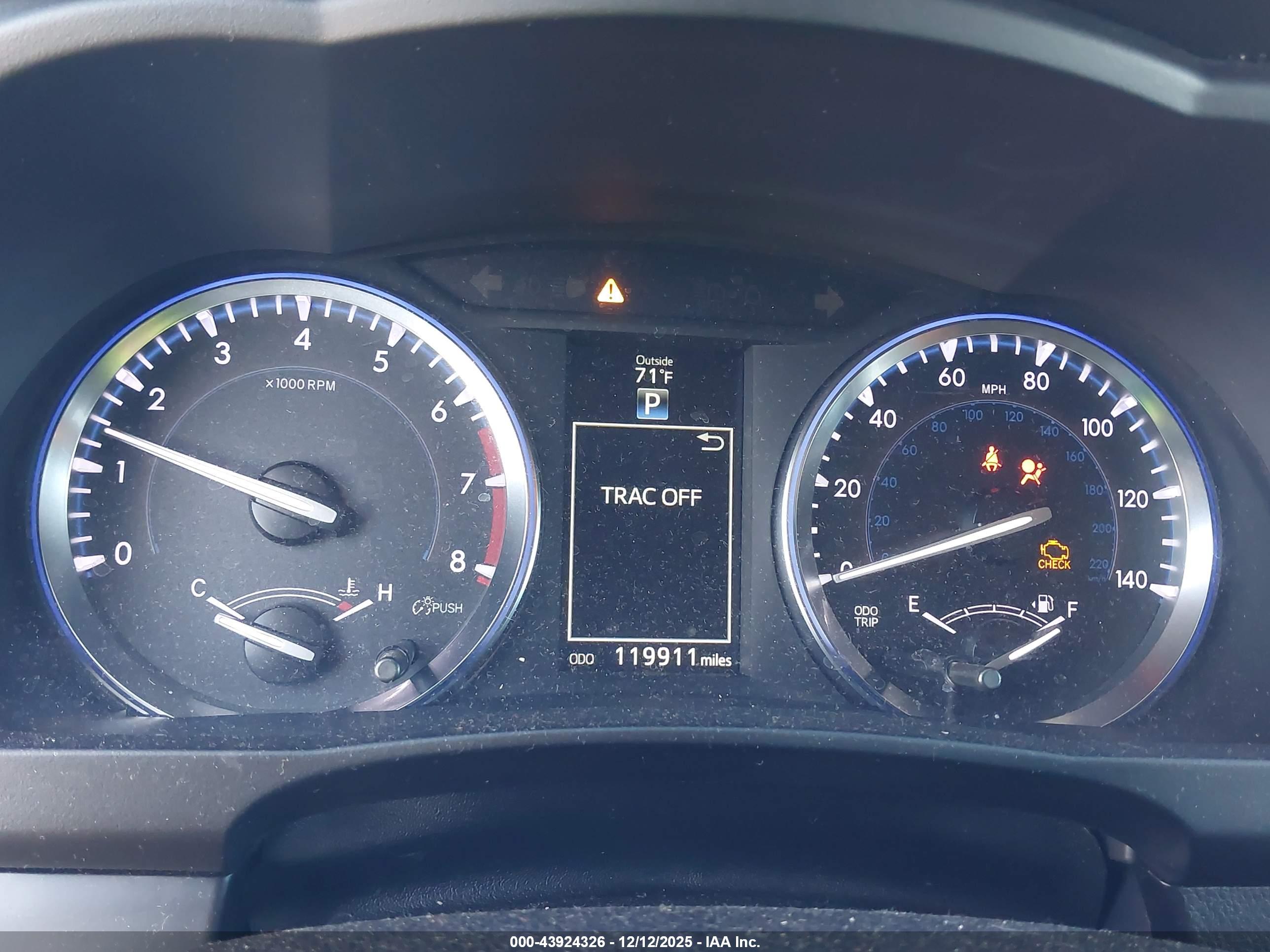 TOYOTA HIGHLANDER image 7