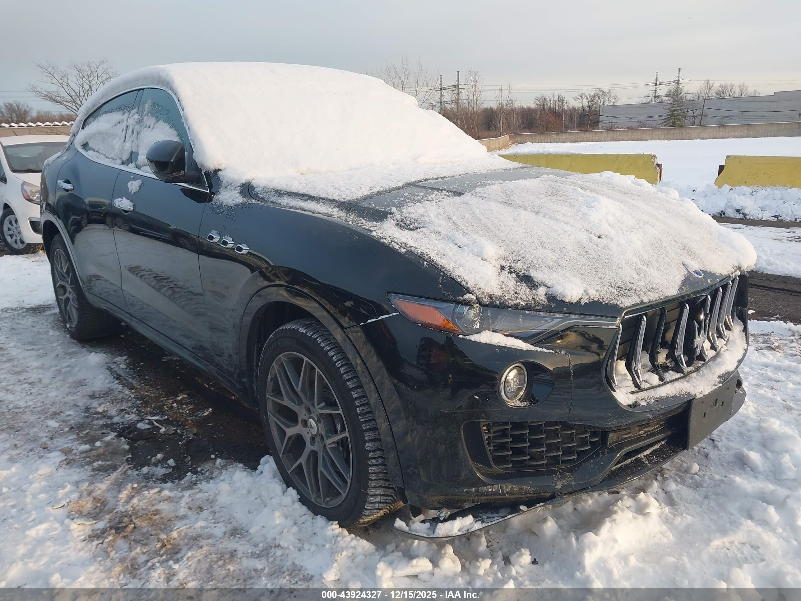 MASERATI LEVANTE image 6