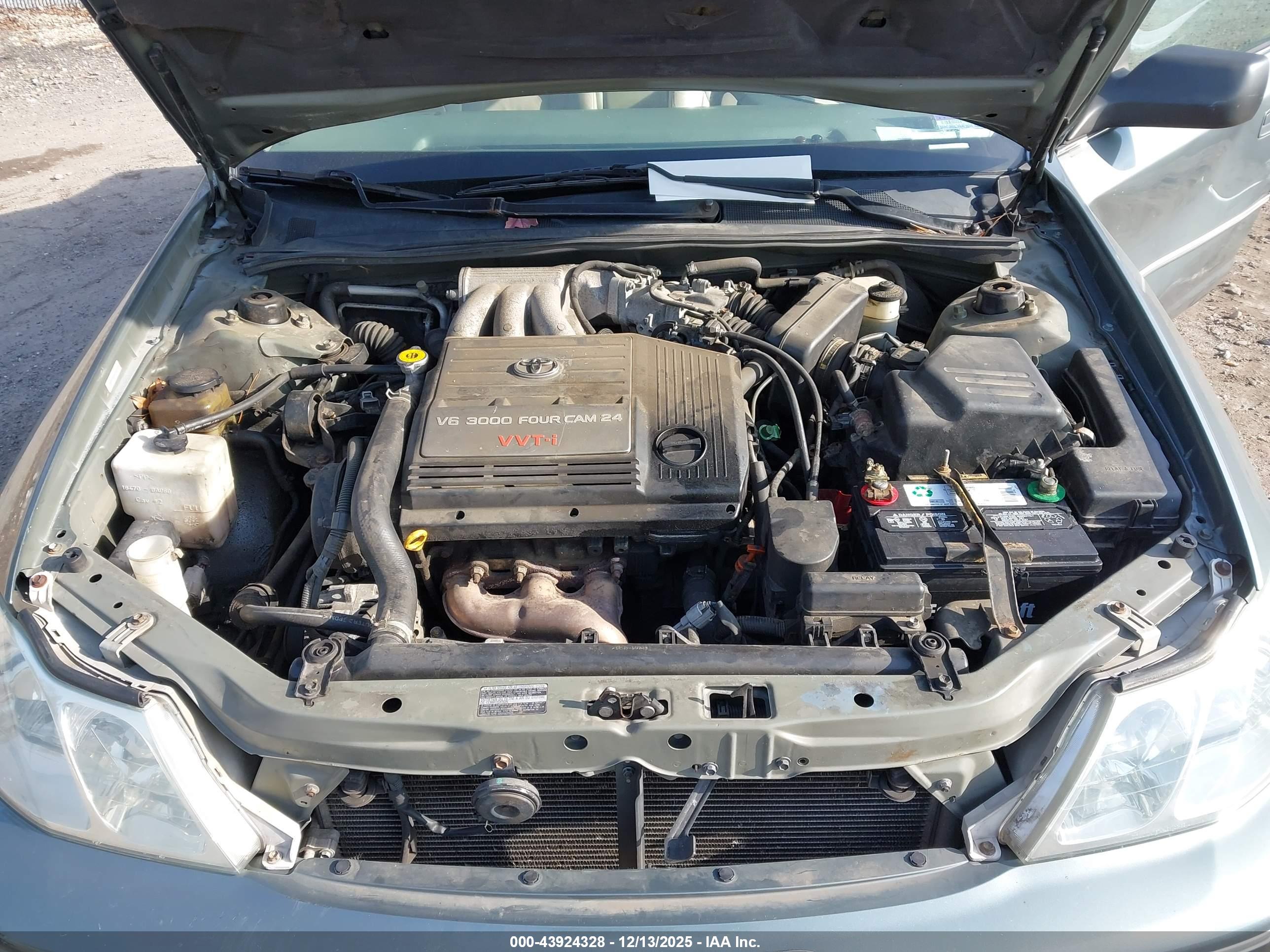 TOYOTA AVALON image 10