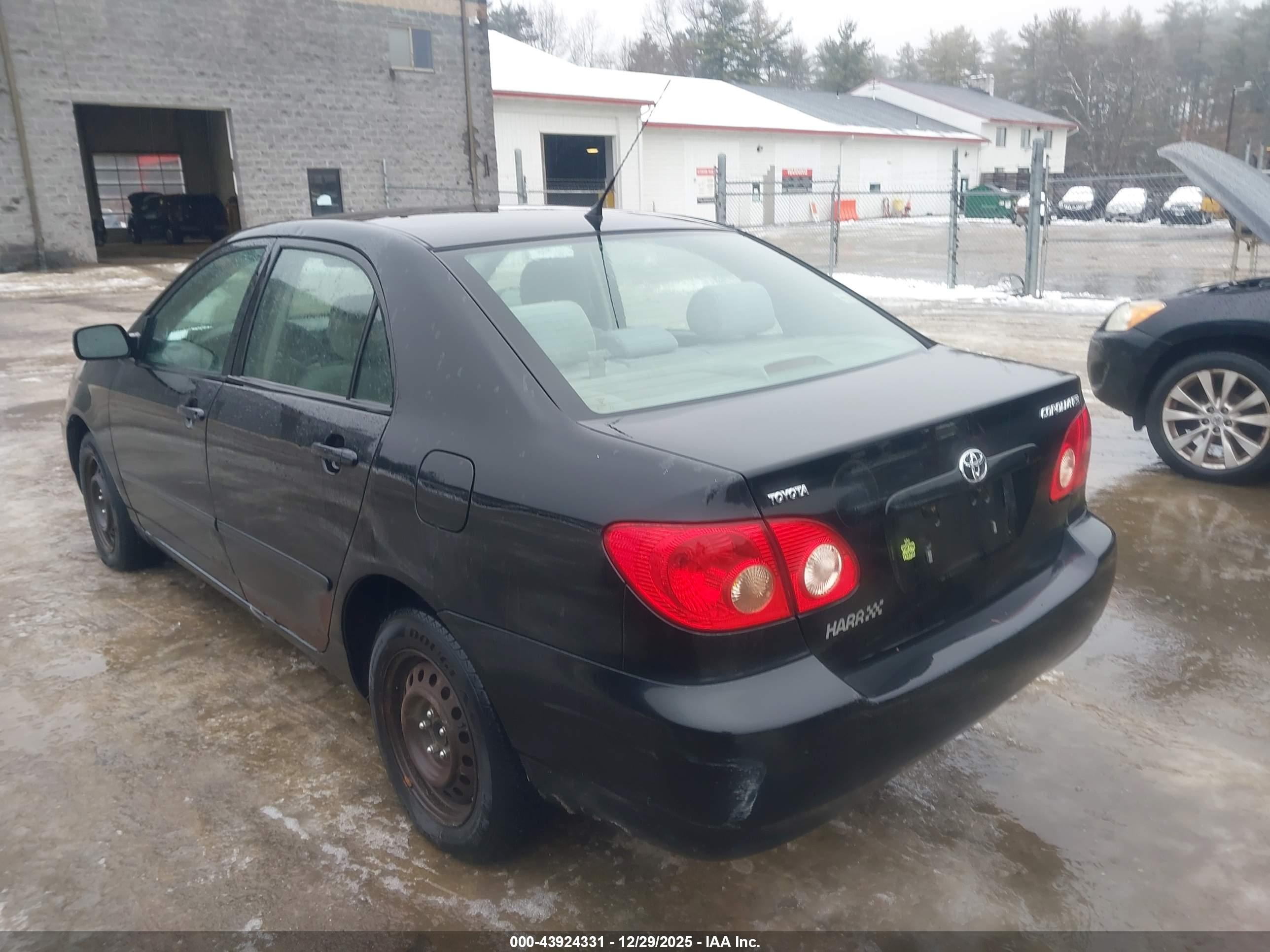 TOYOTA COROLLA image 3