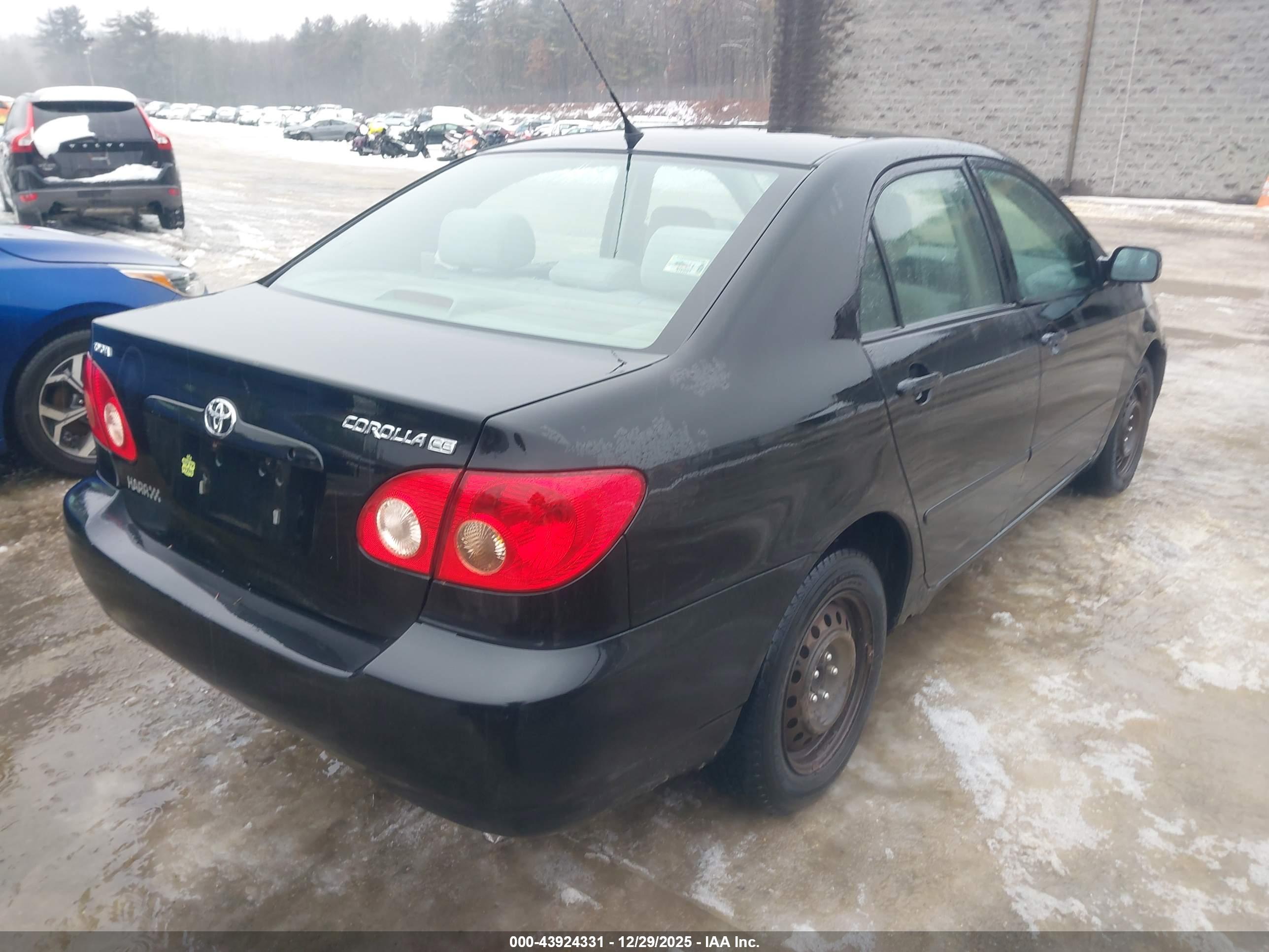 TOYOTA COROLLA image 4